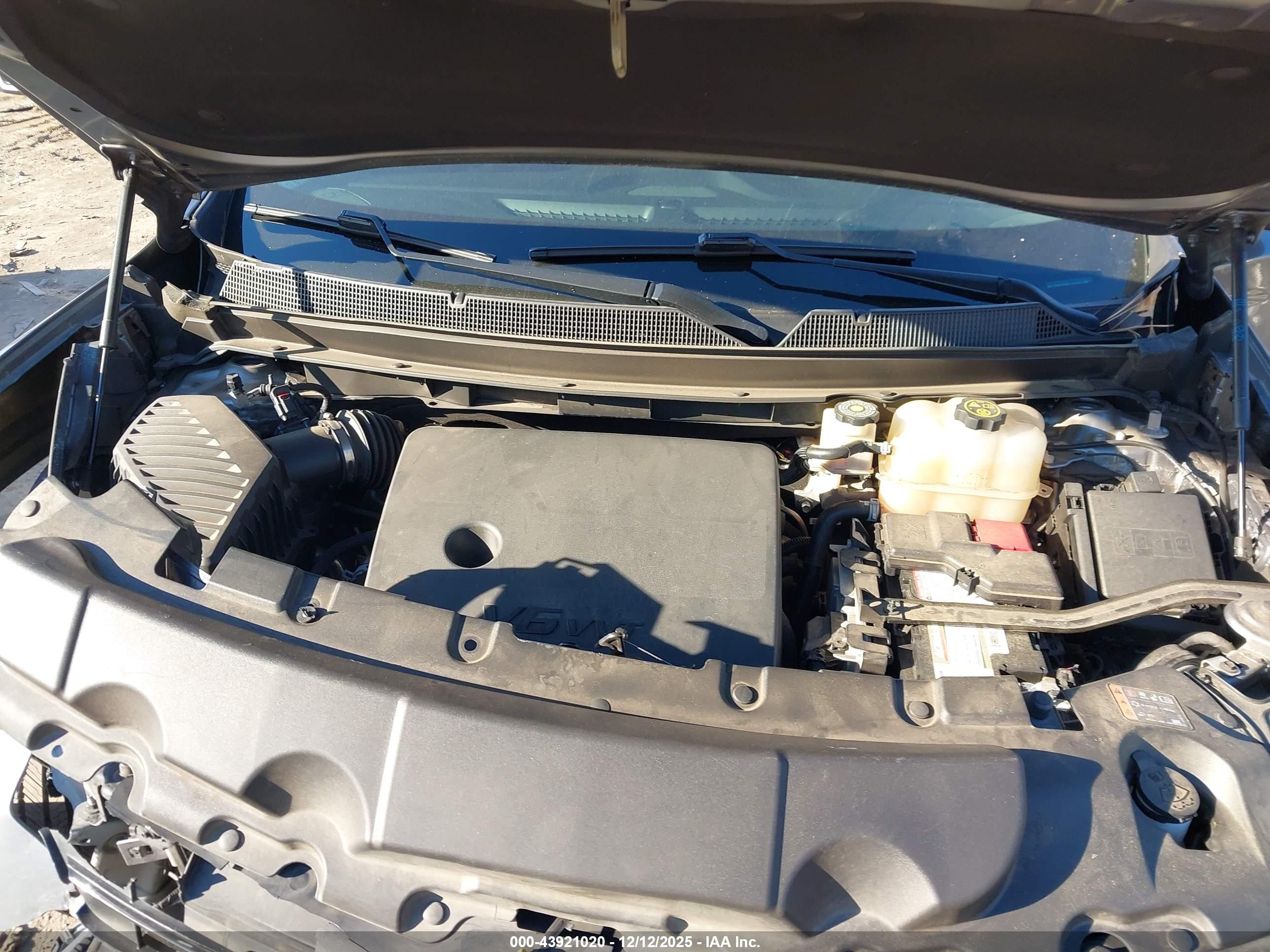 CHEVROLET TRAVERSE image 10