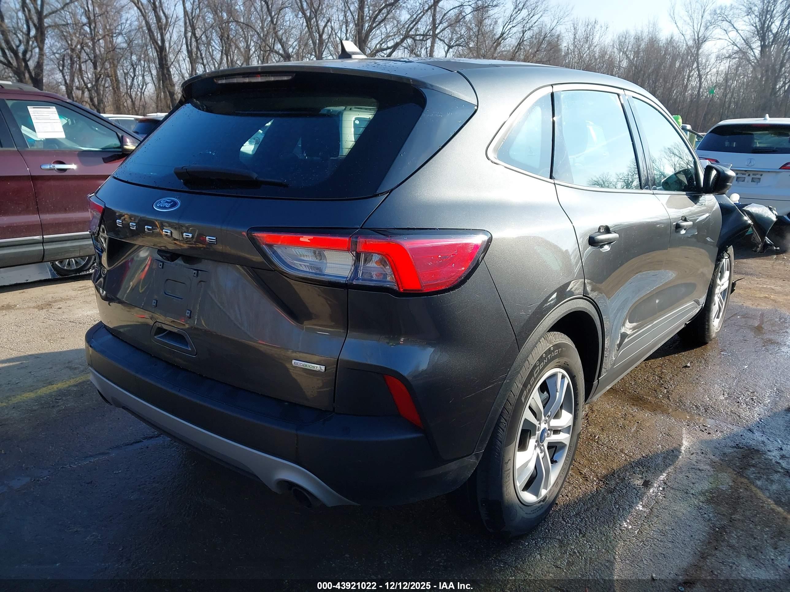 FORD ESCAPE image 4