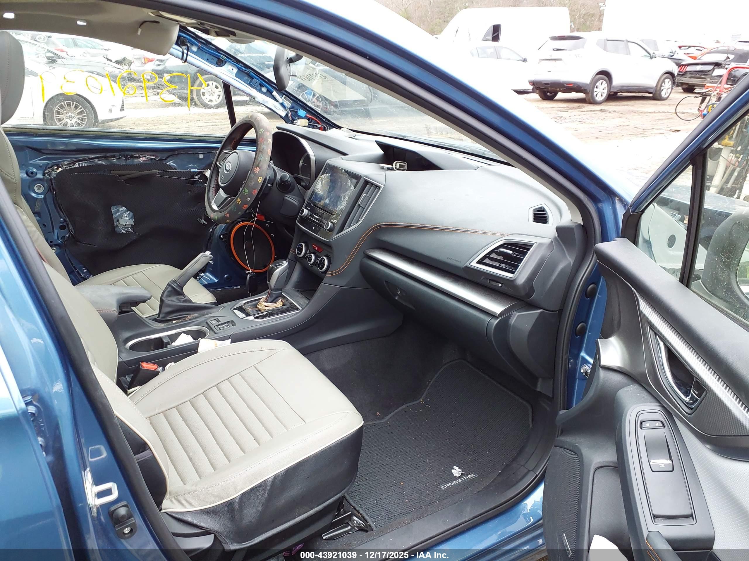 SUBARU CROSSTREK image 5