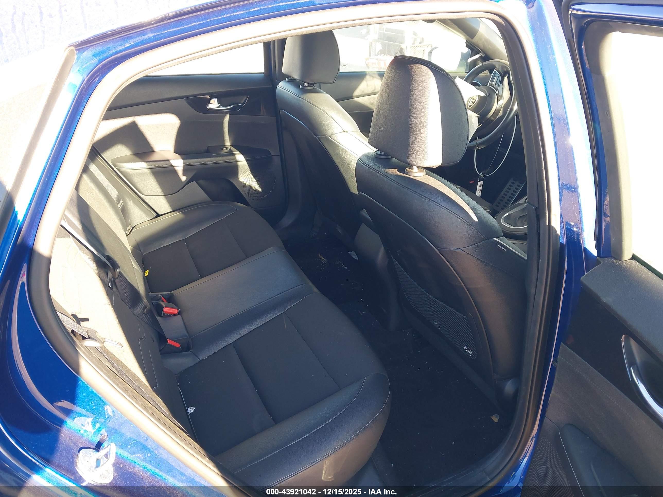 KIA FORTE image 8