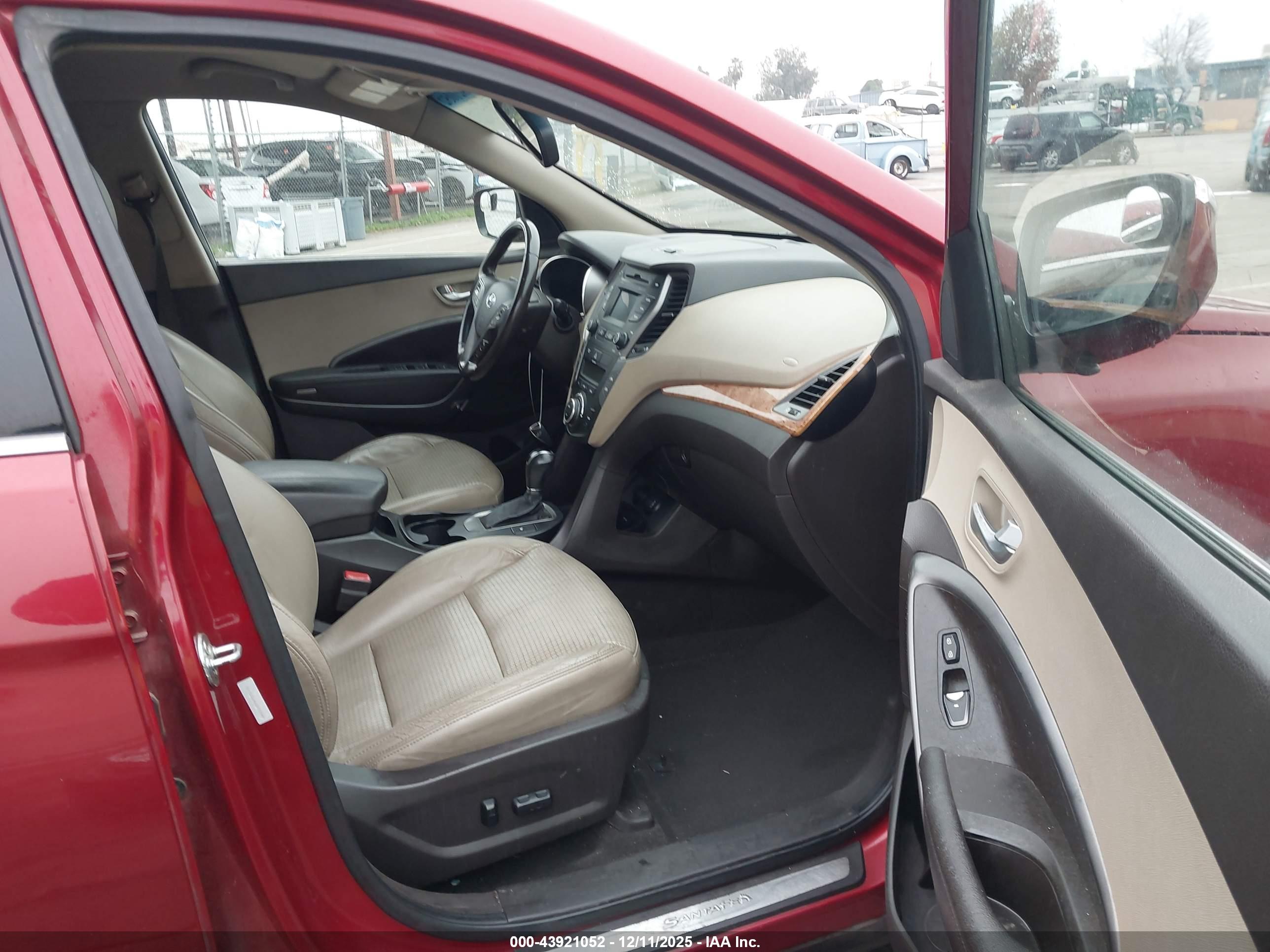 HYUNDAI SANTA image 5