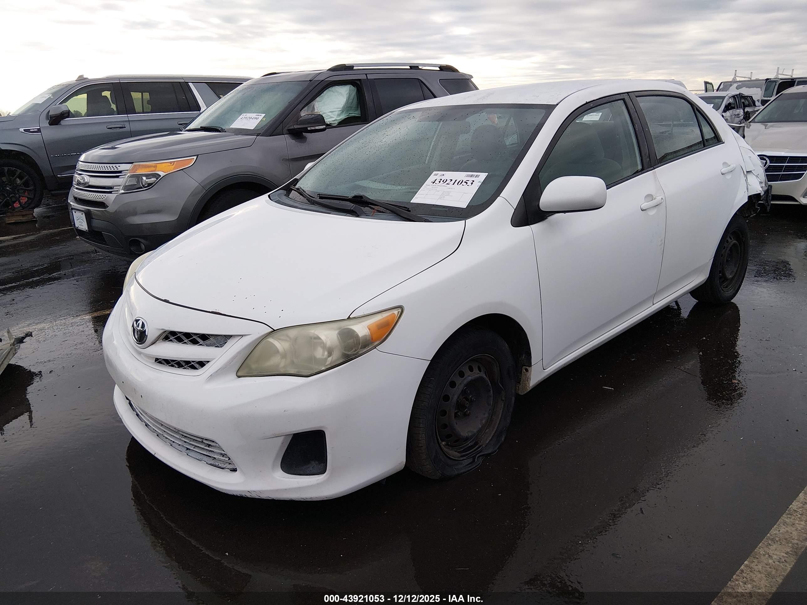 TOYOTA COROLLA image 2