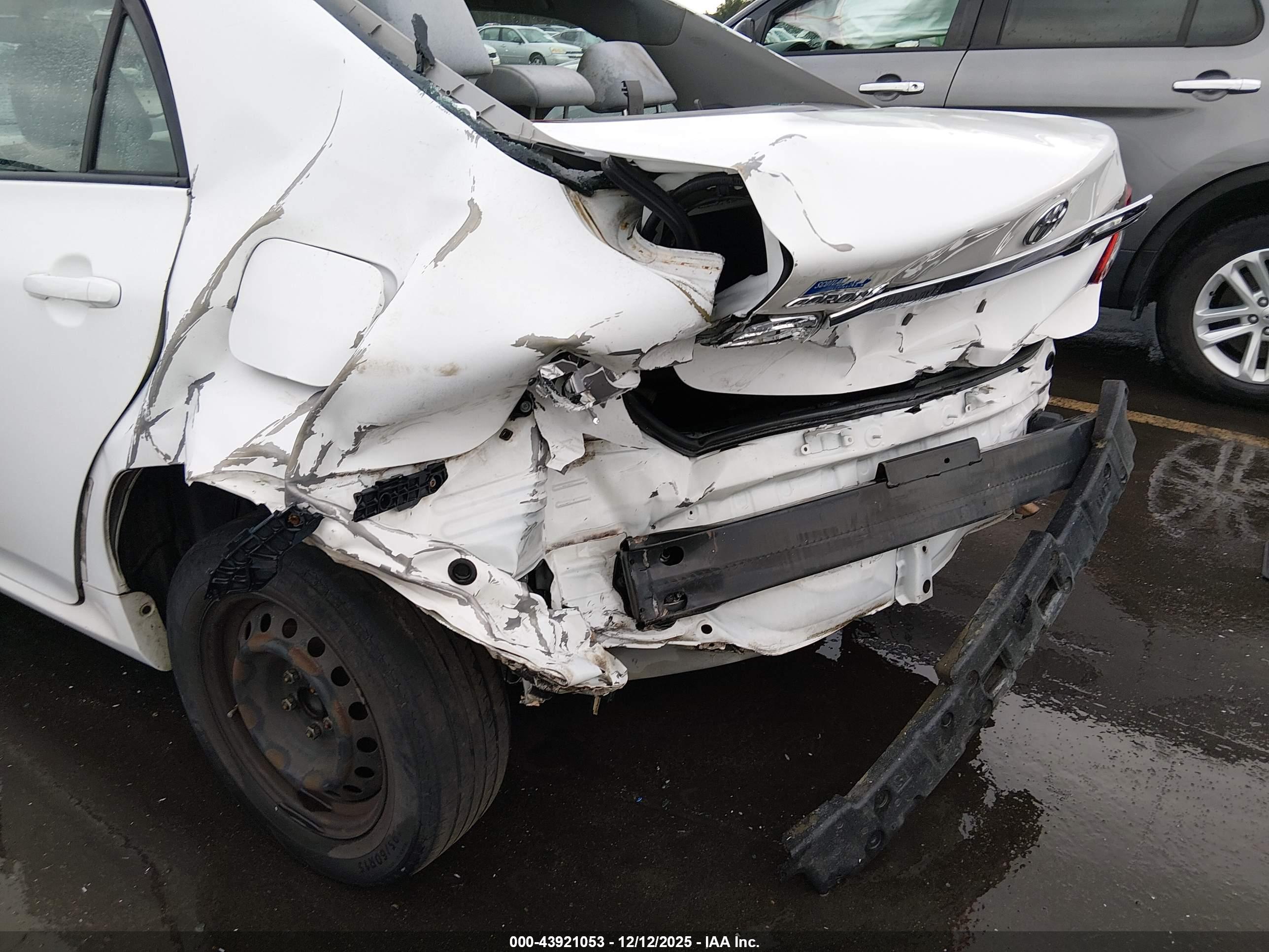 TOYOTA COROLLA image 6