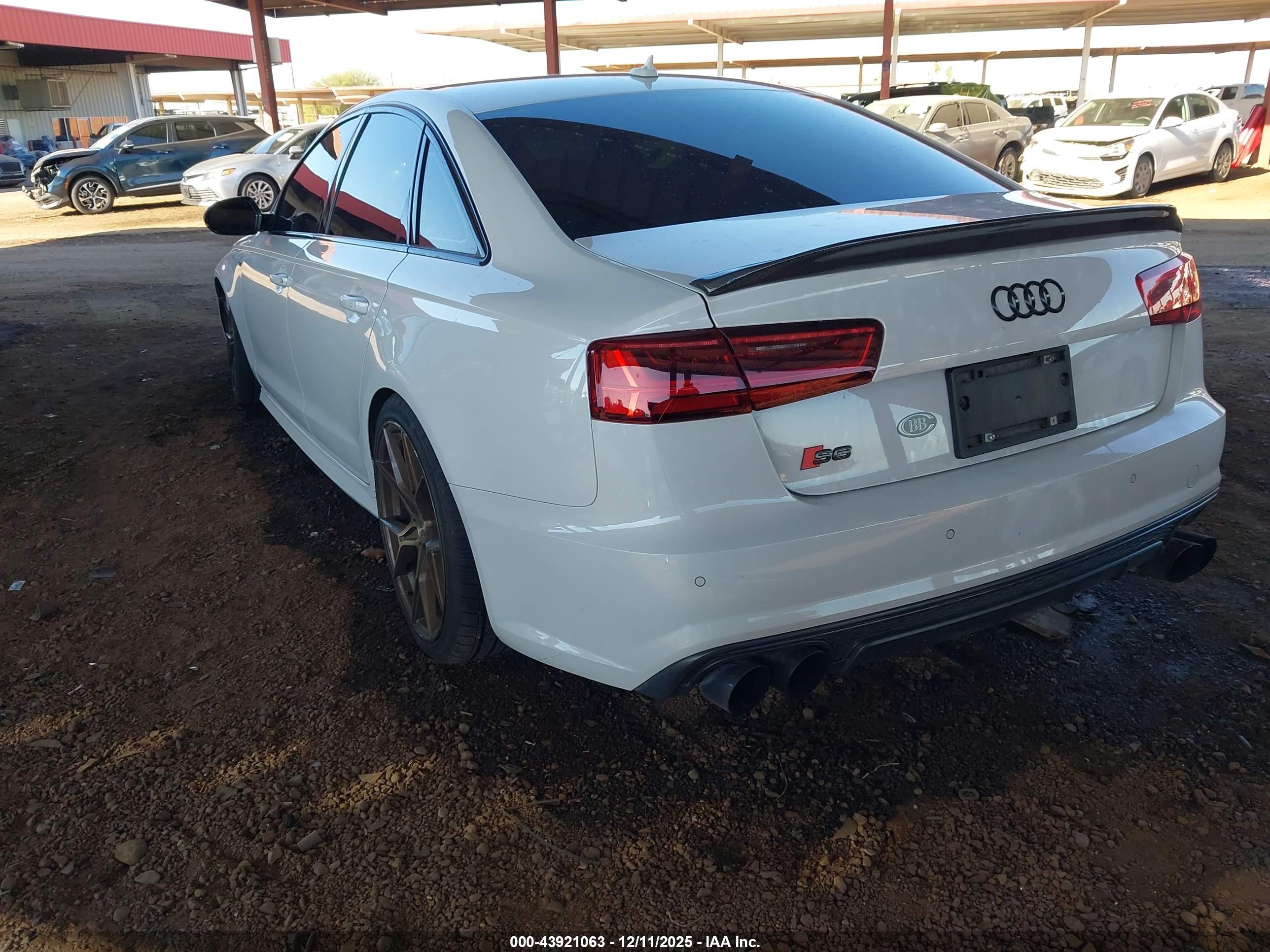 AUDI S6 image 3