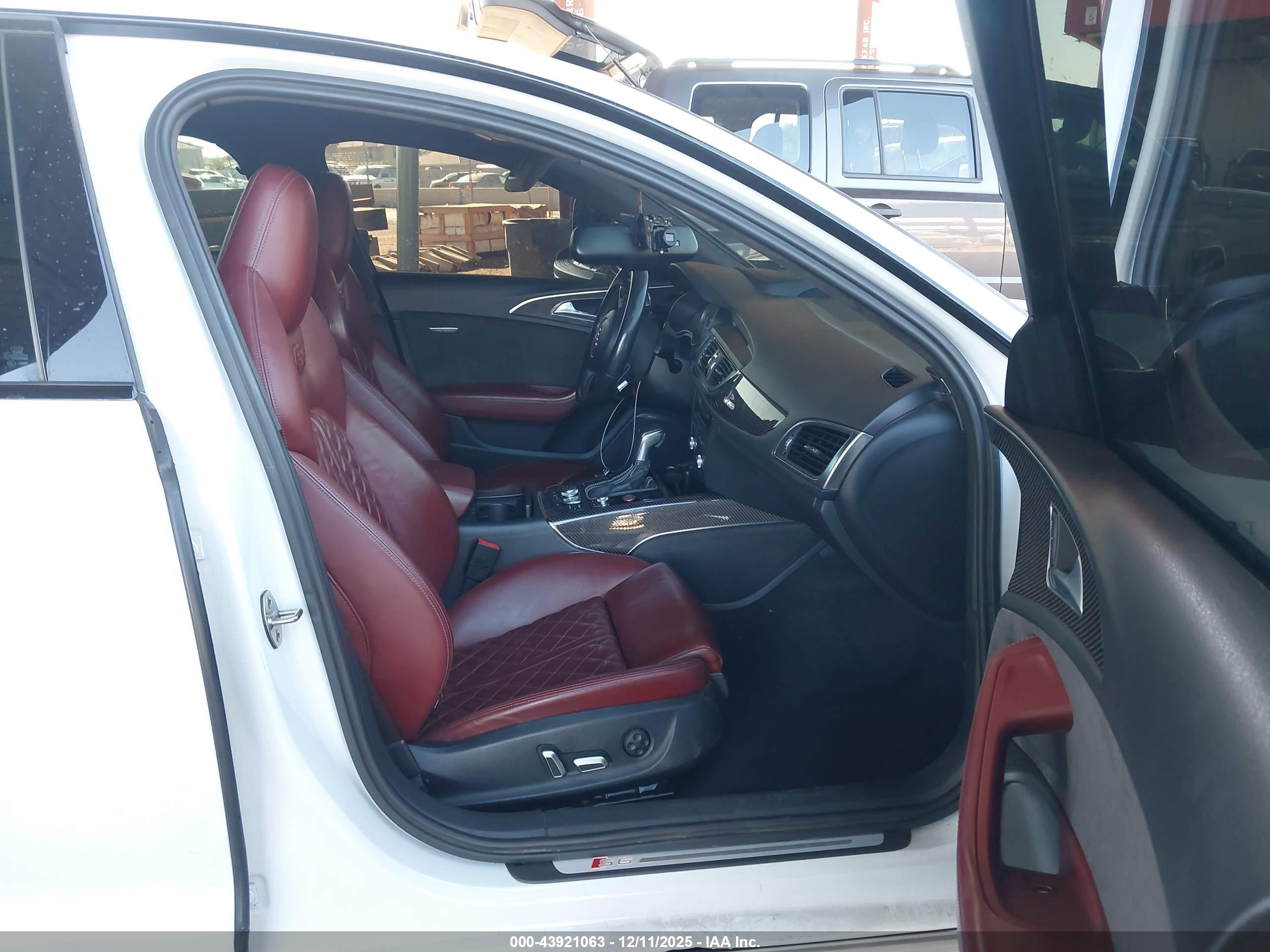 AUDI S6 image 5