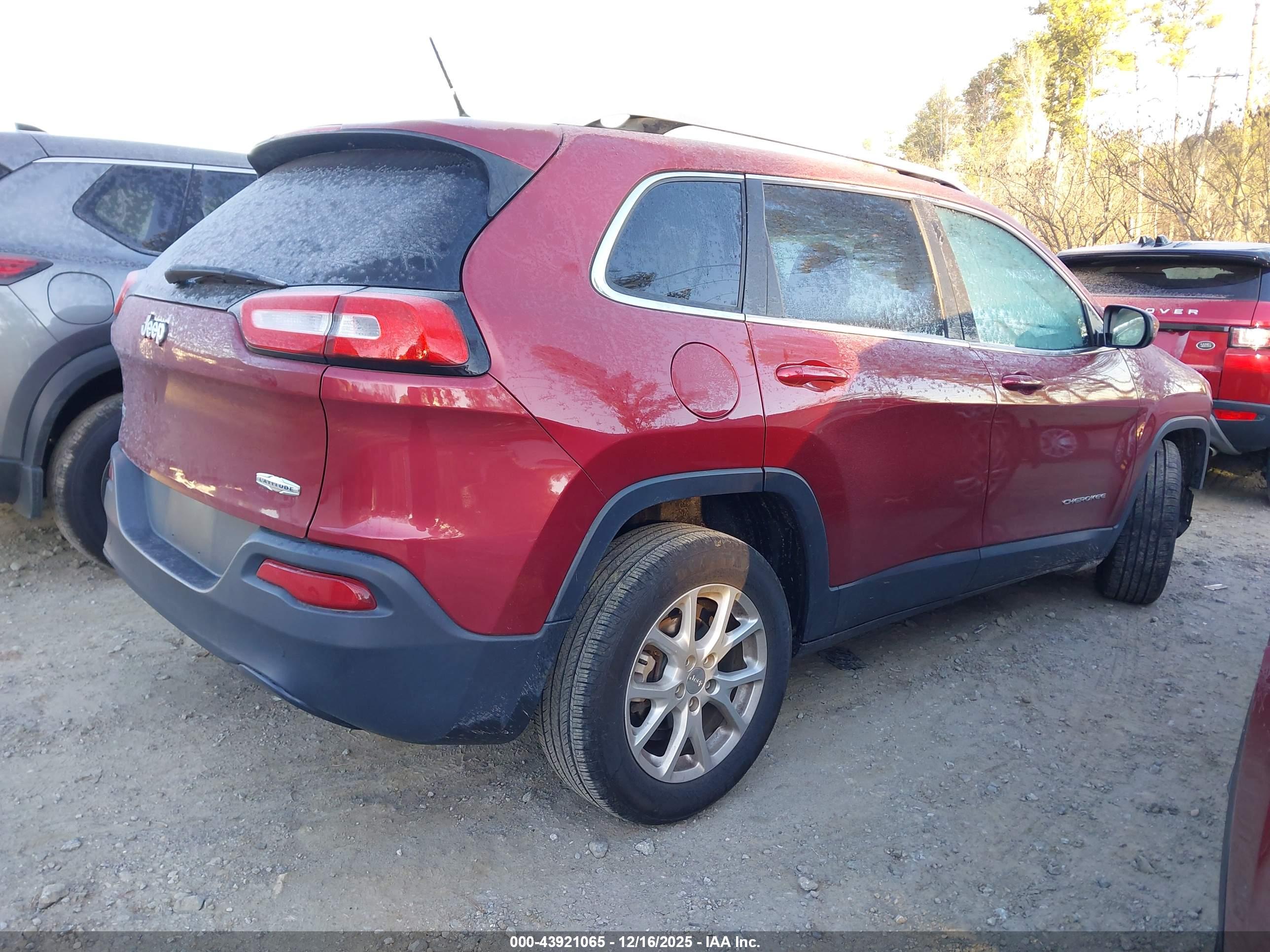 JEEP CHEROKEE image 4