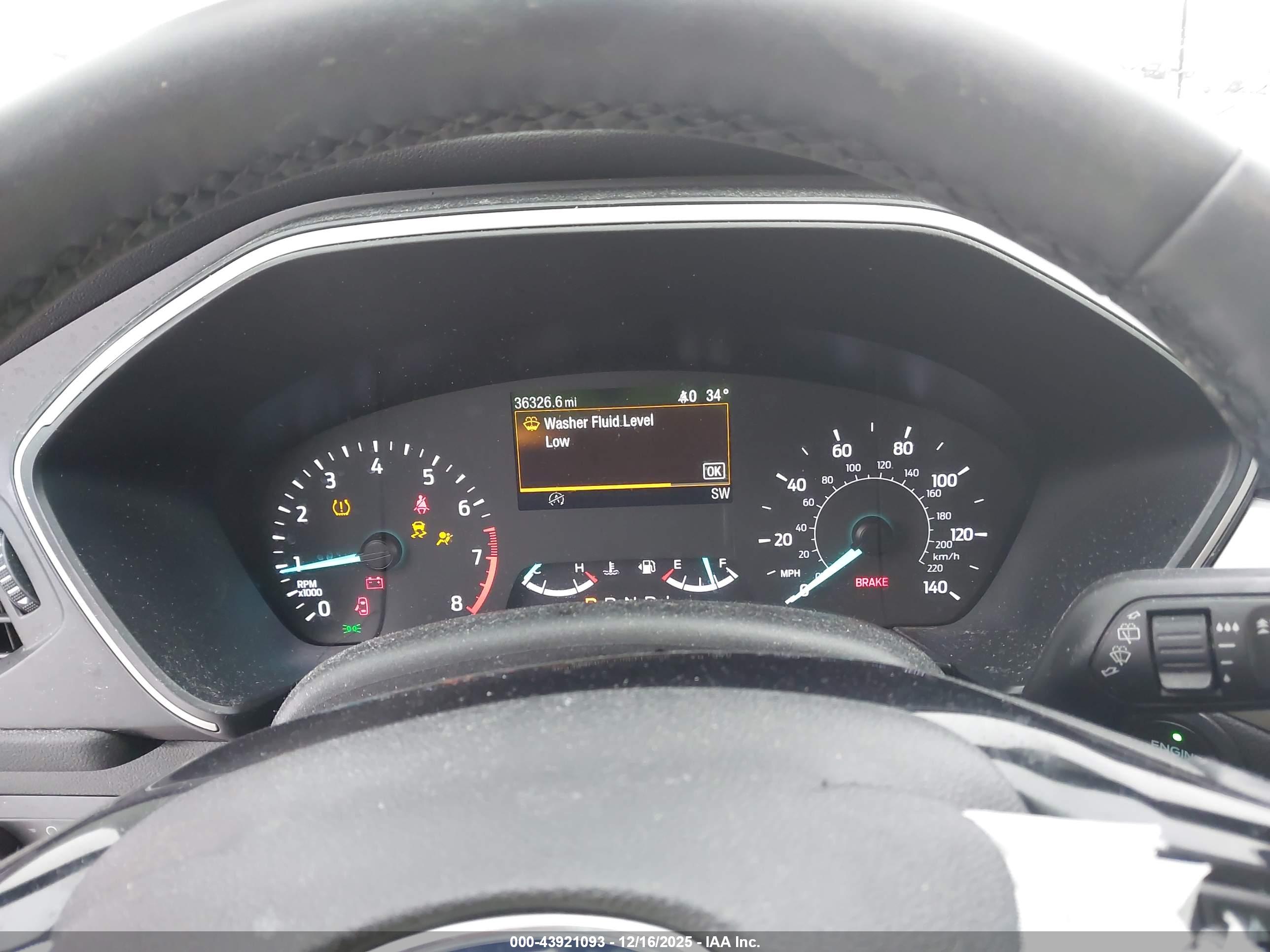FORD ESCAPE image 7