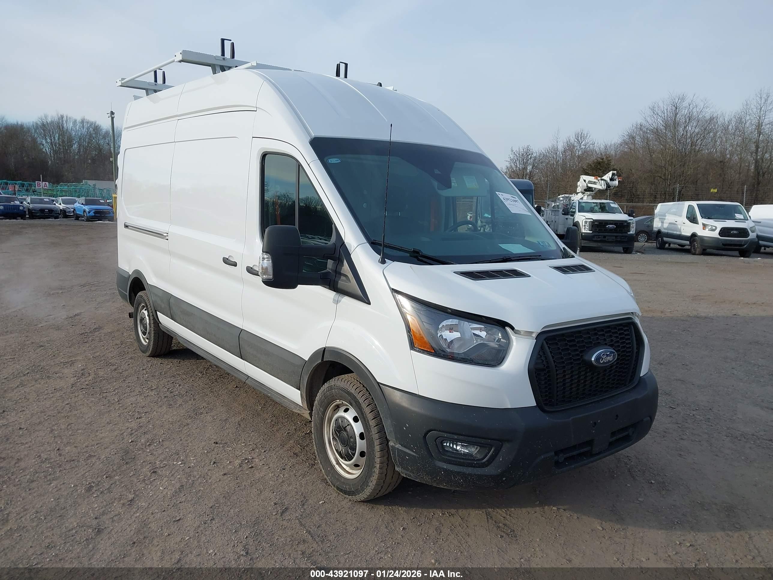 FORD TRANSIT-250 image 6