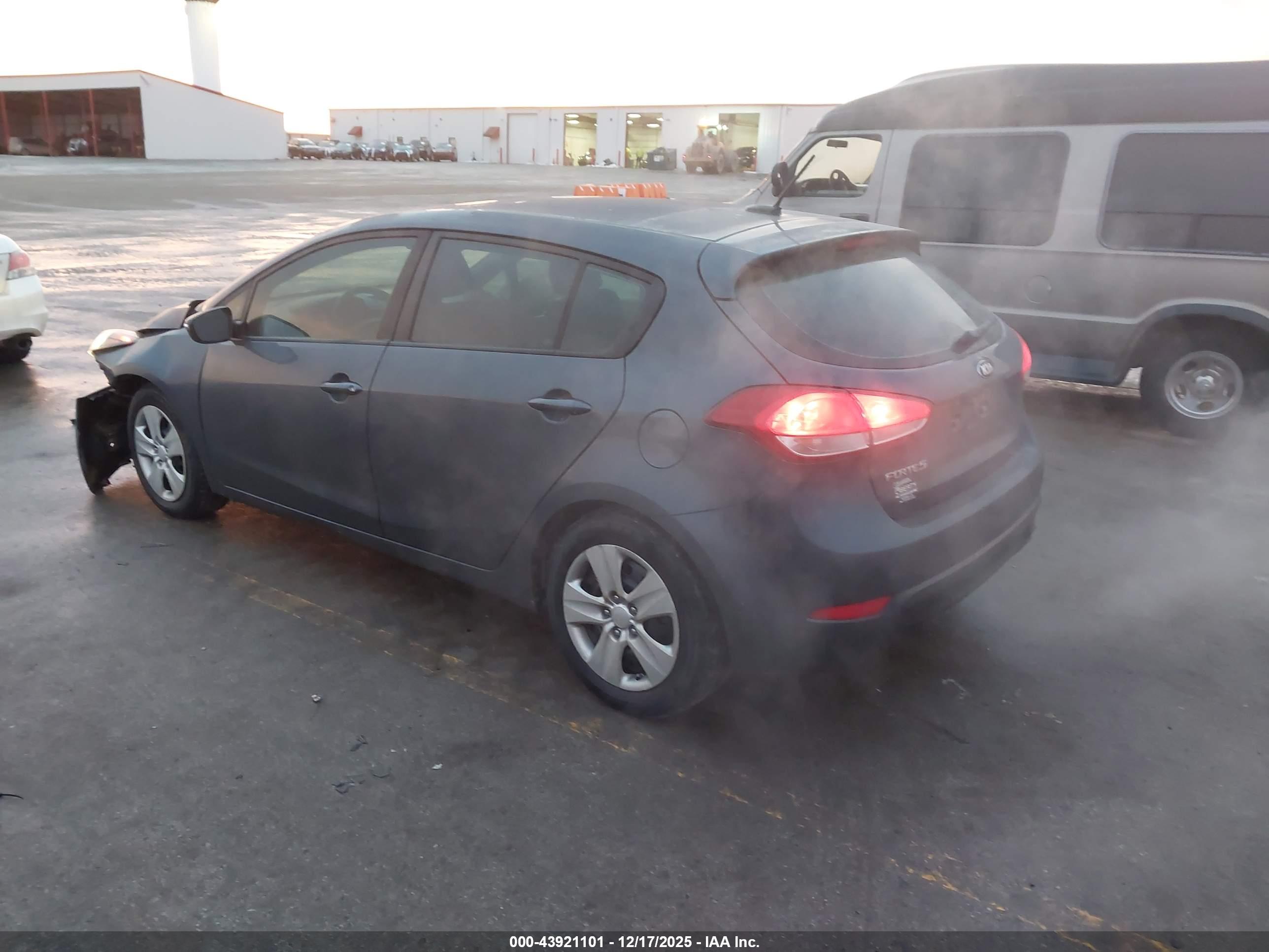 KIA FORTE image 3