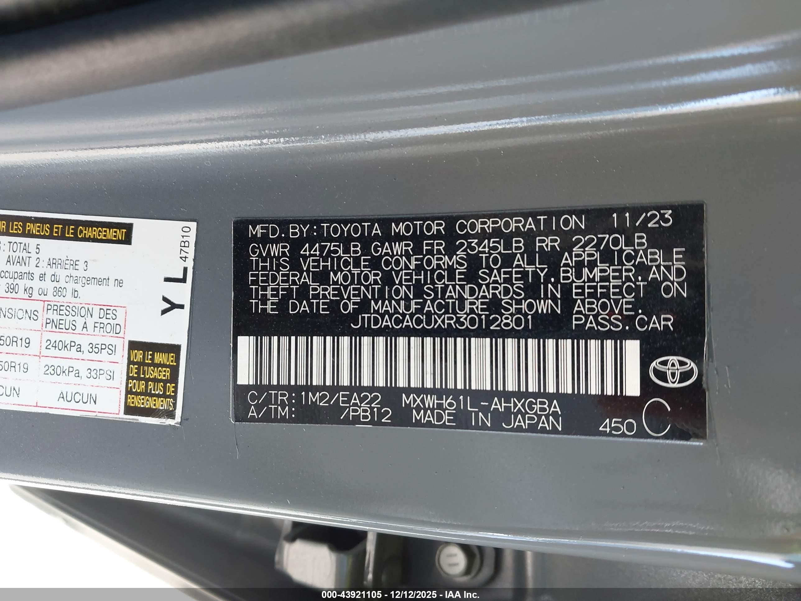 TOYOTA PRIUS image 9