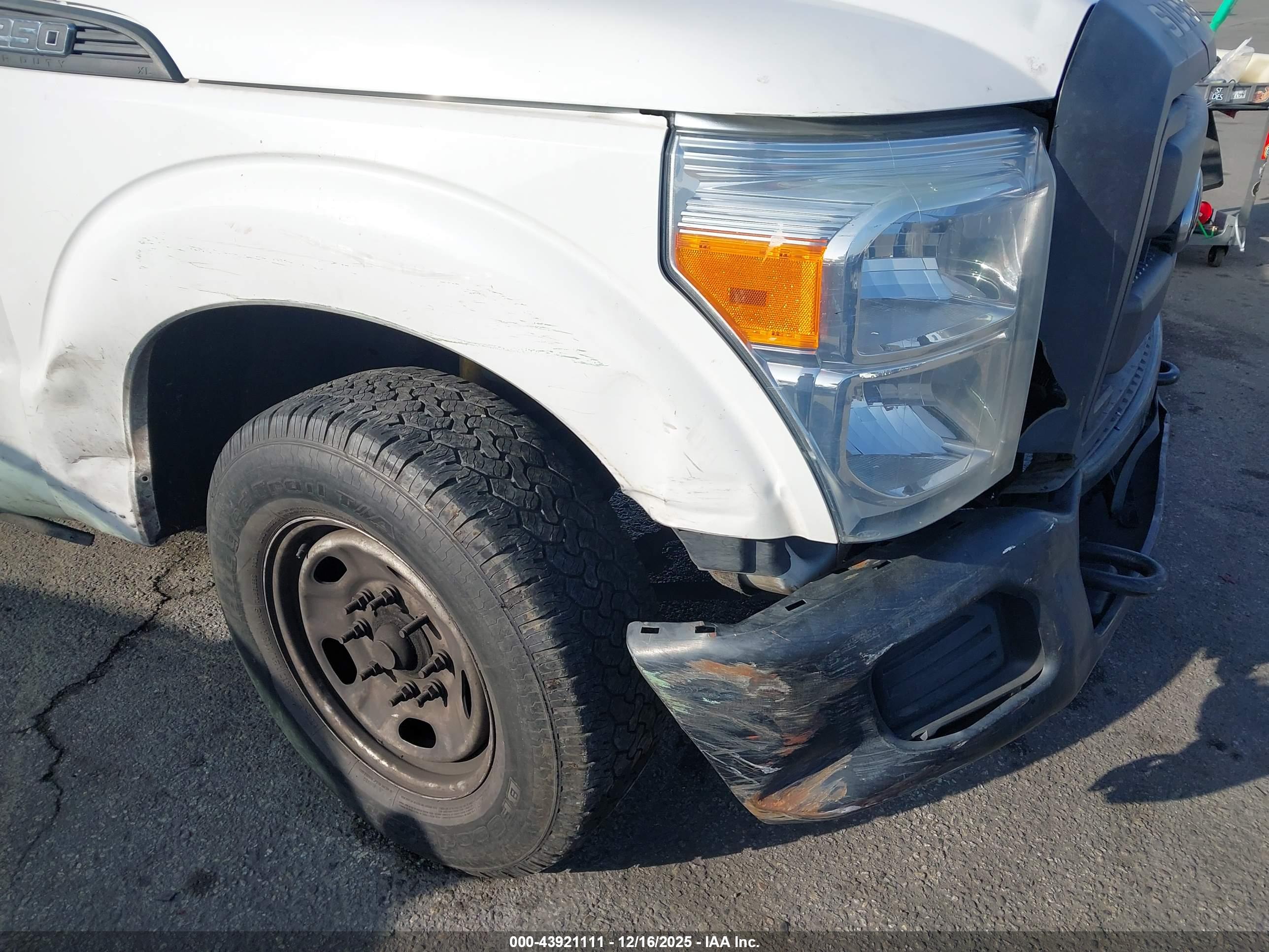 FORD F-250 image 6
