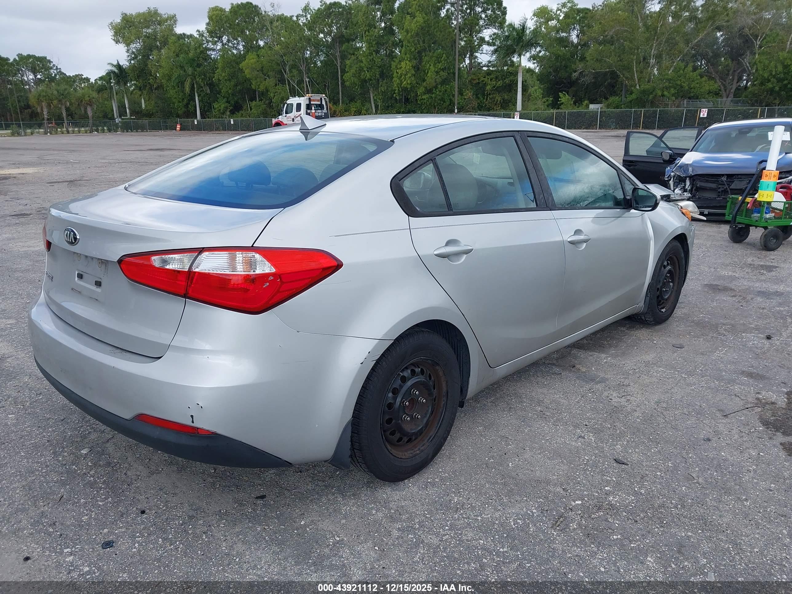 KIA FORTE image 4