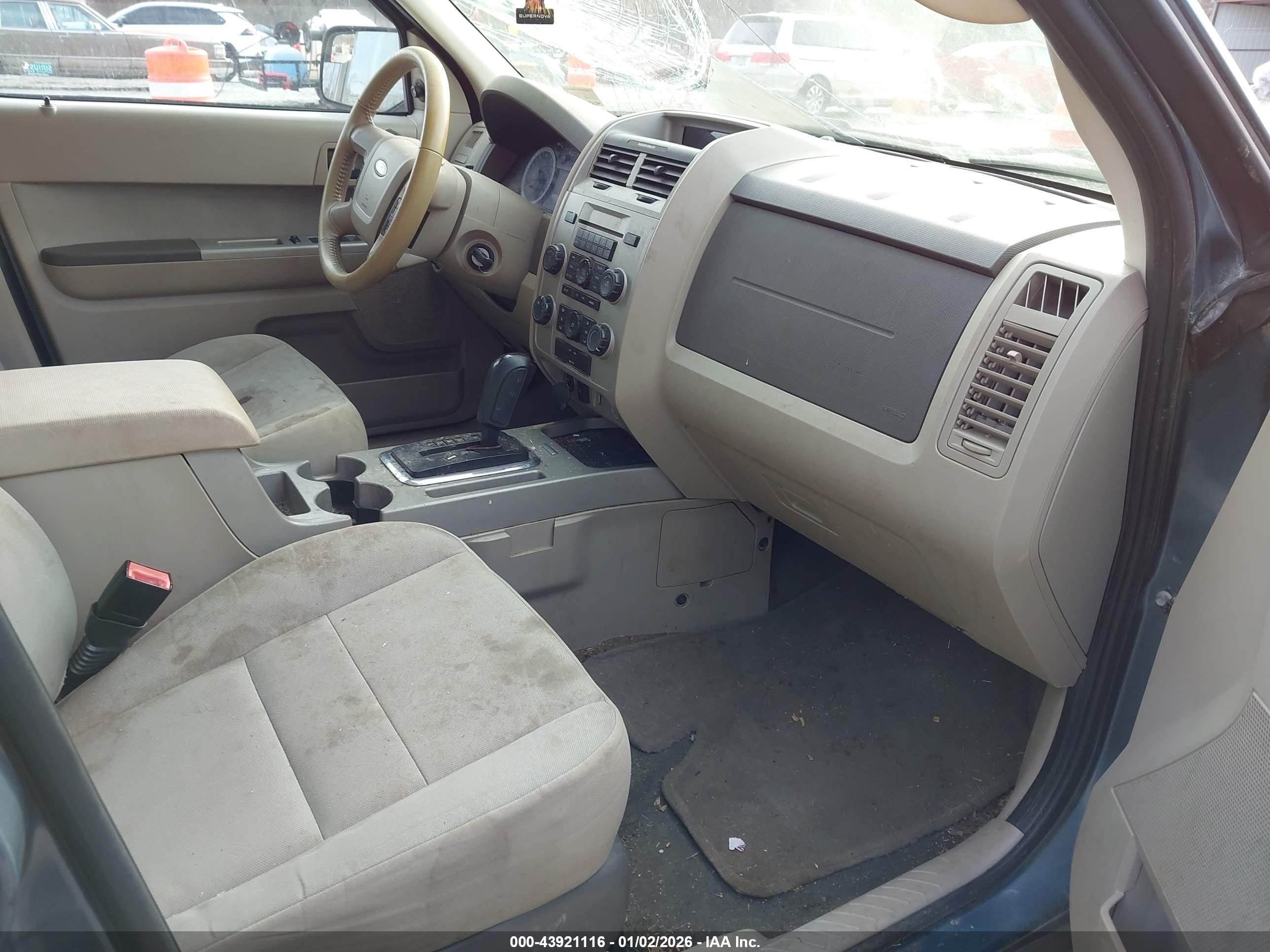 FORD ESCAPE image 5