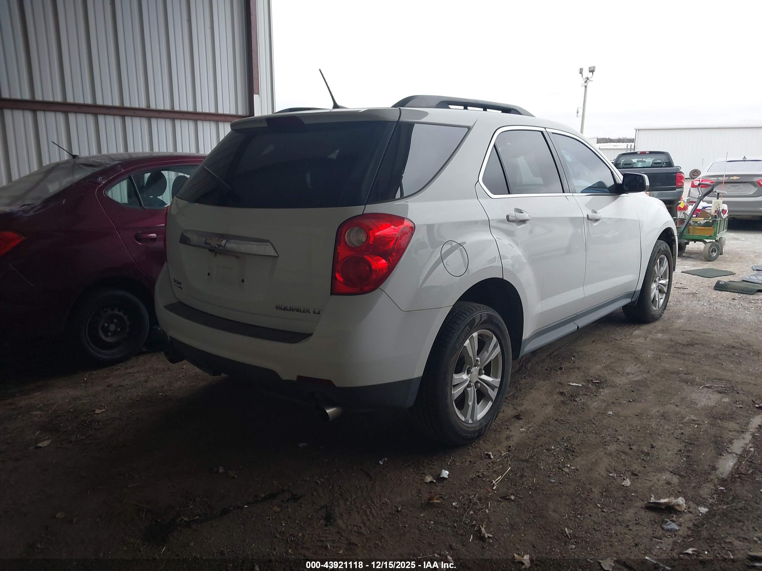 CHEVROLET EQUINOX image 4