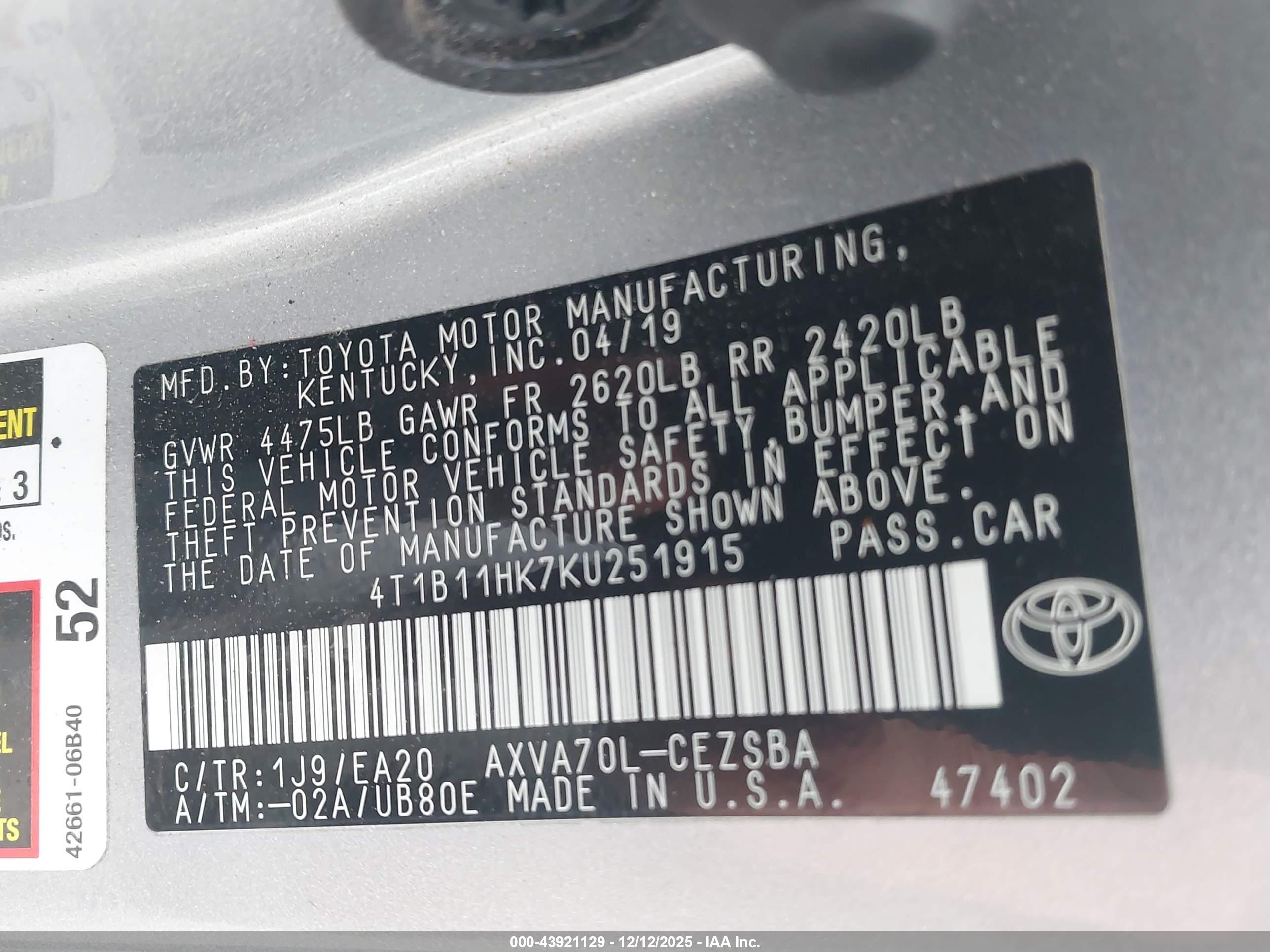 TOYOTA CAMRY image 9