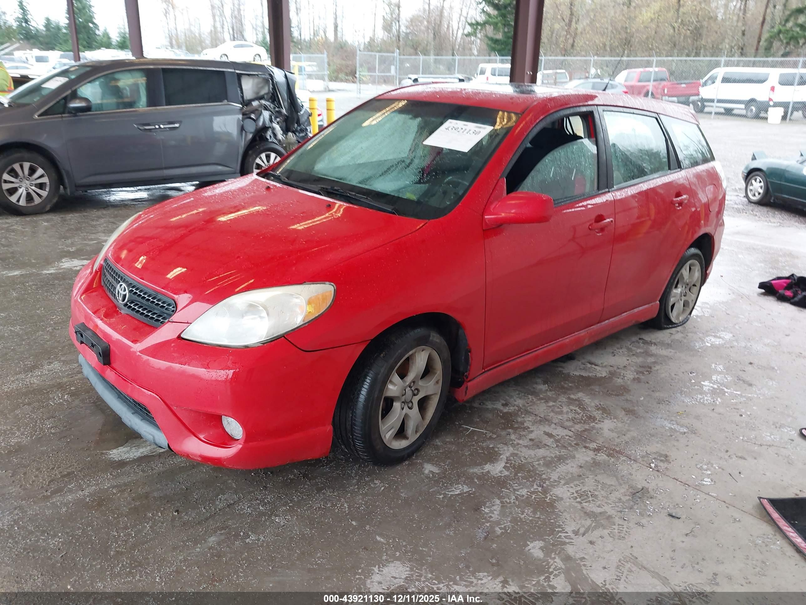 TOYOTA MATRIX image 2