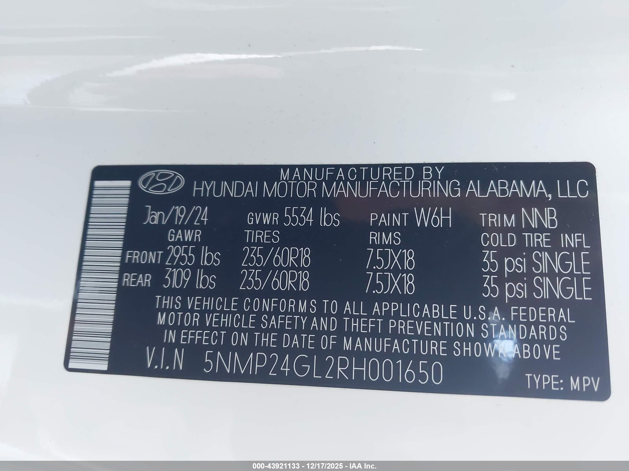 HYUNDAI SANTA image 9
