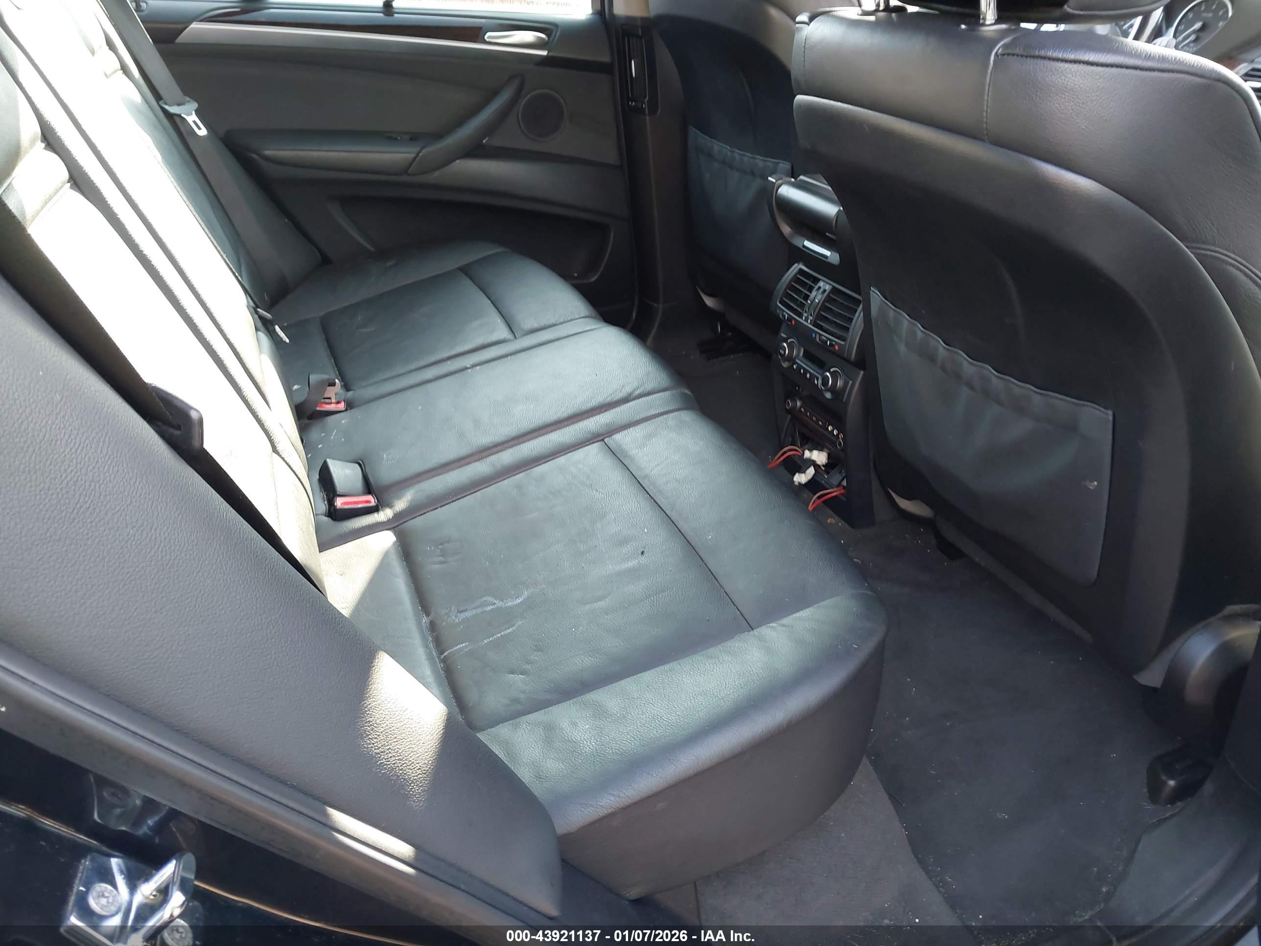 BMW X5 image 8