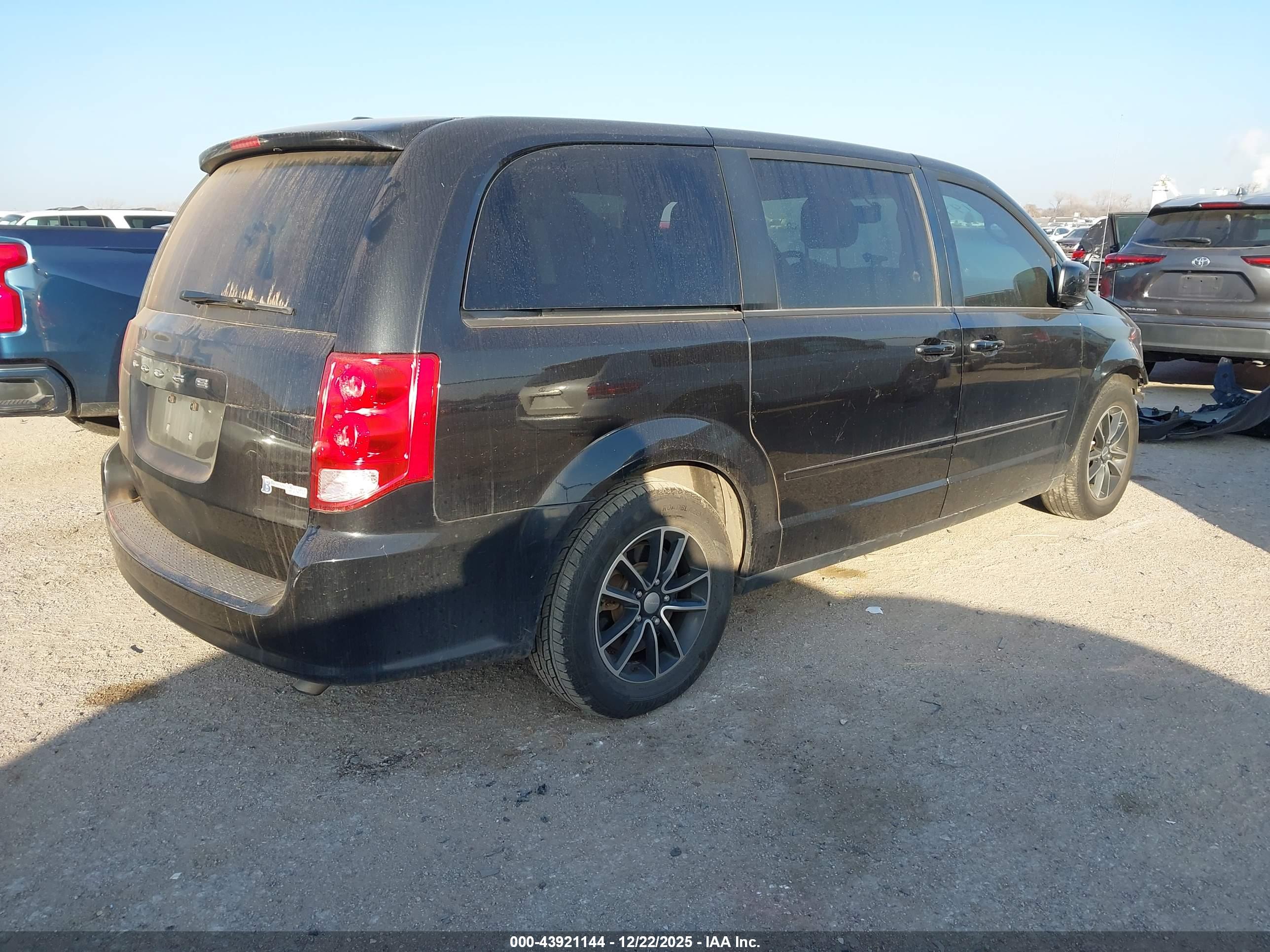 DODGE GRAND image 4