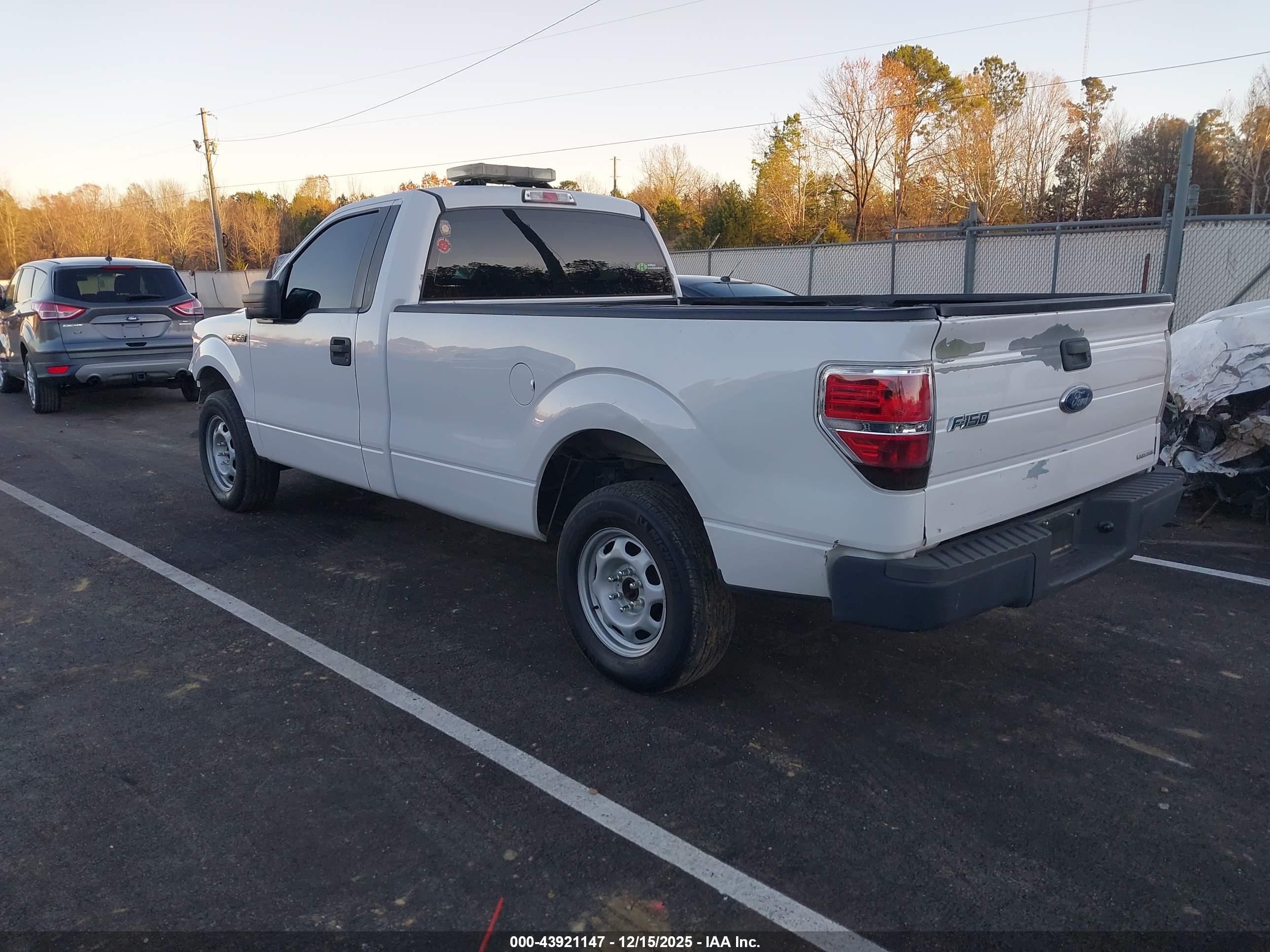 FORD F-150 image 3