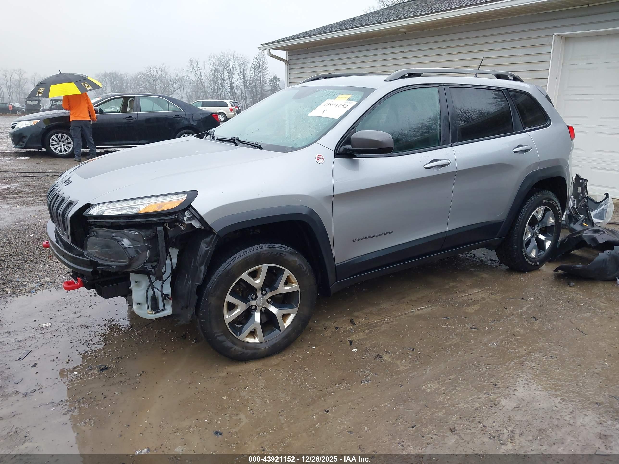 JEEP CHEROKEE image 2