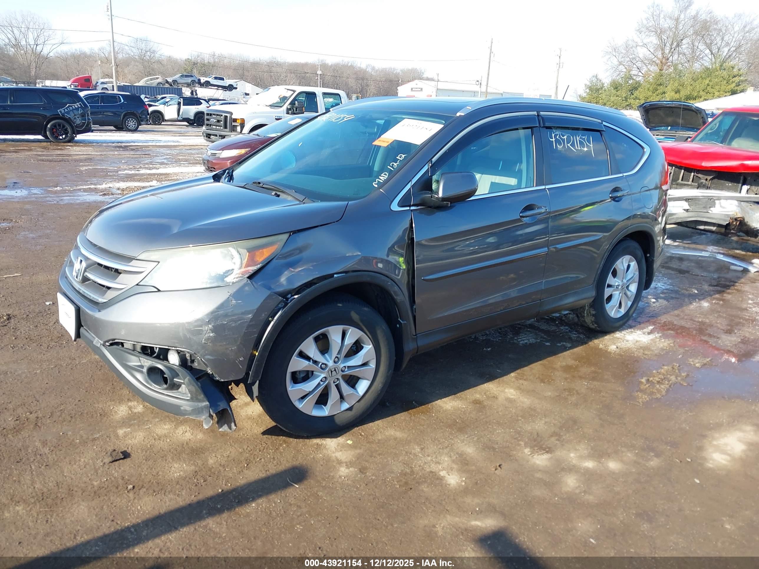 HONDA CR-V image 2
