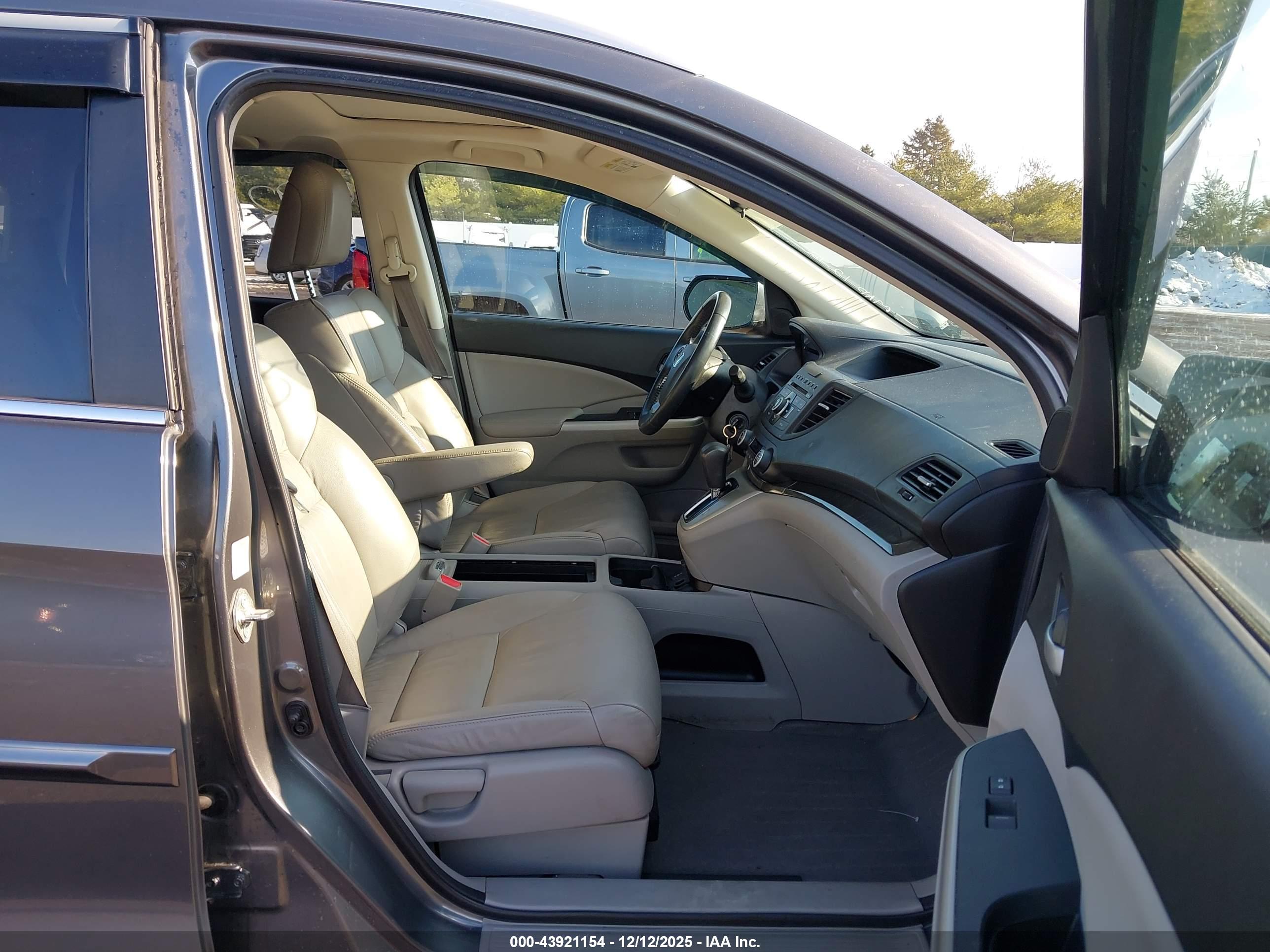 HONDA CR-V image 5
