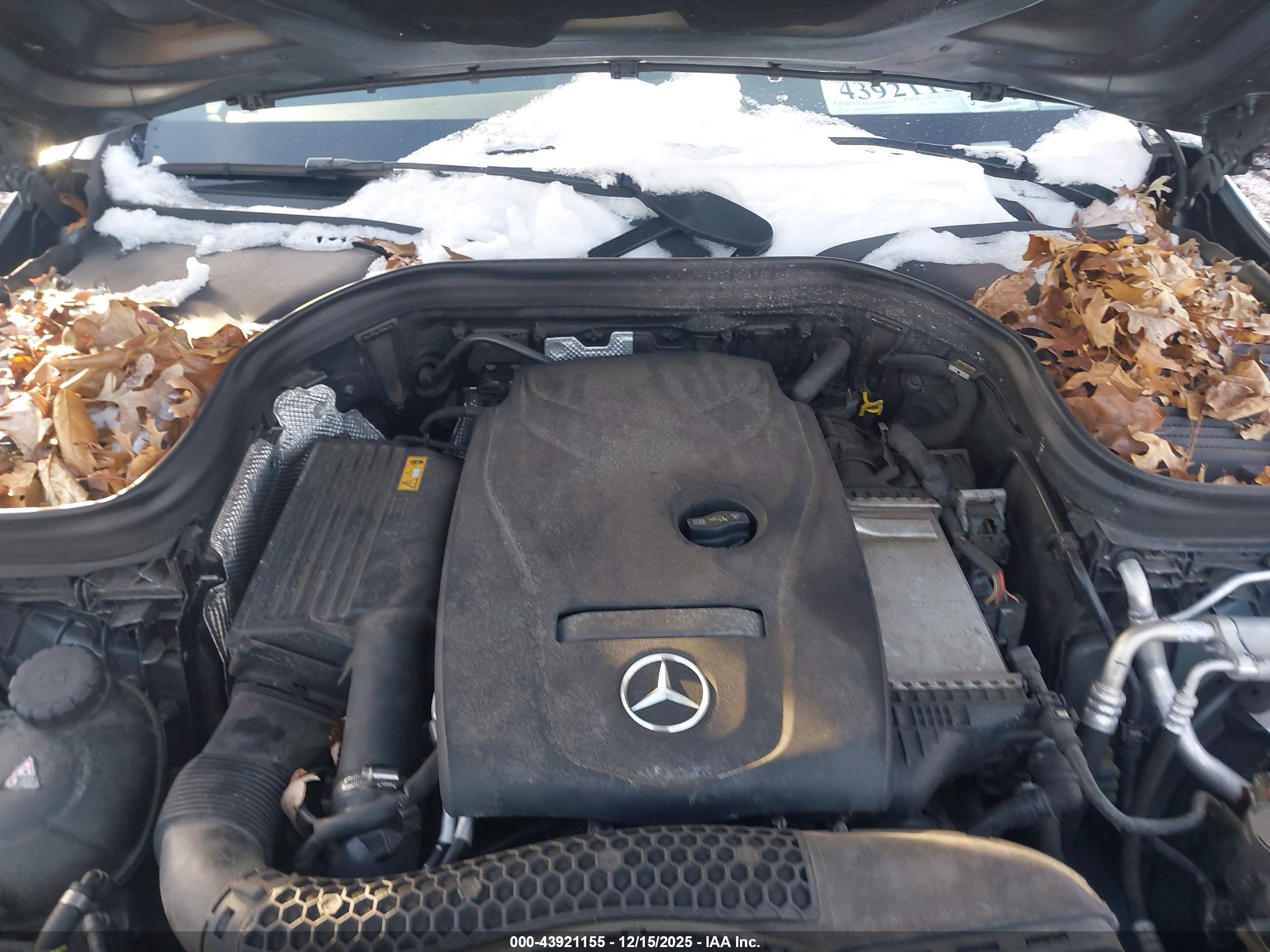 MERCEDES-BENZ GLC image 10