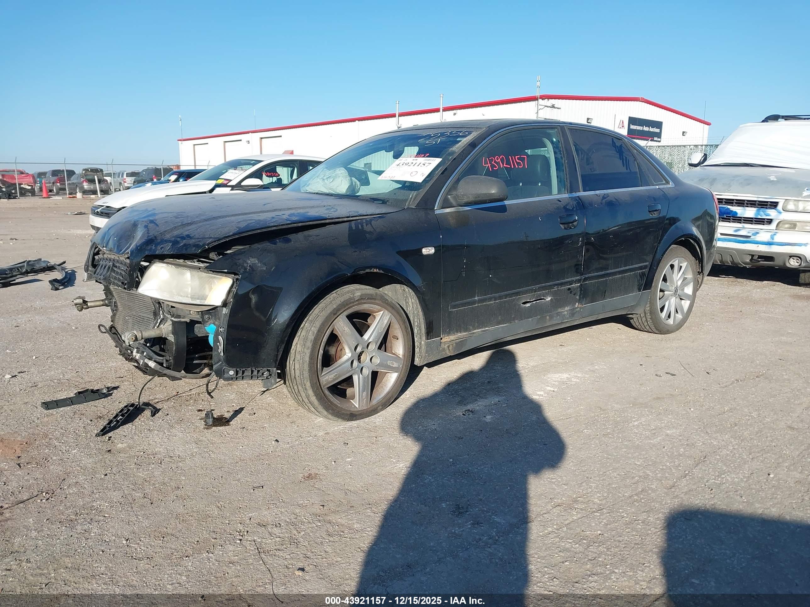 AUDI A4 image 2