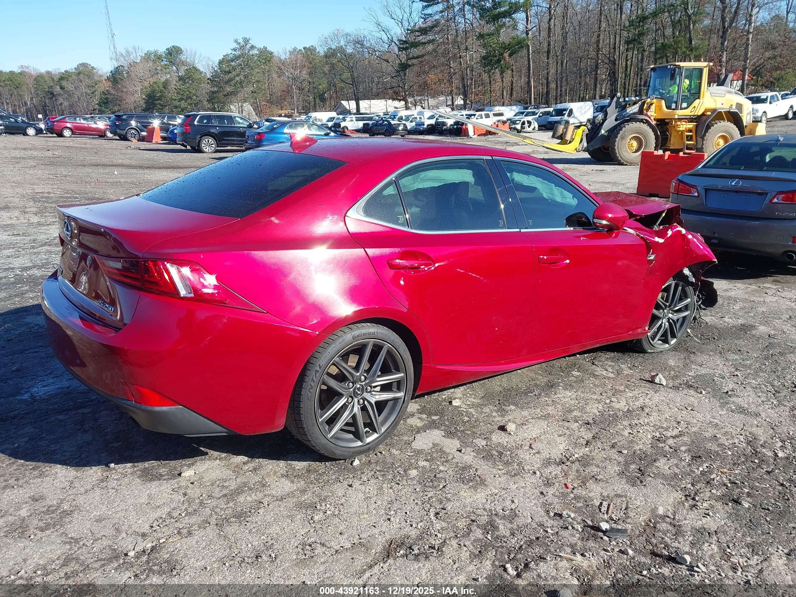 LEXUS IS image 4