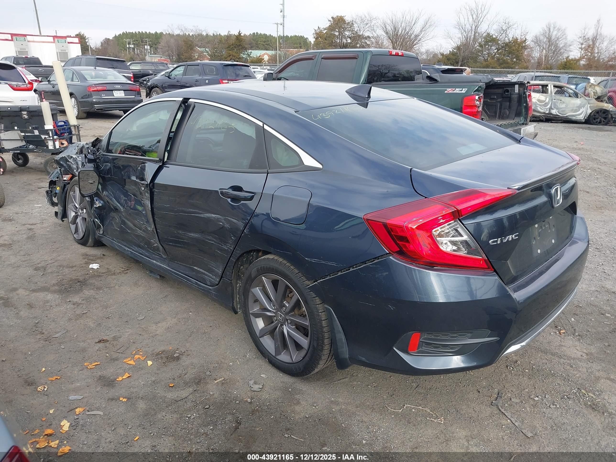 HONDA CIVIC image 3