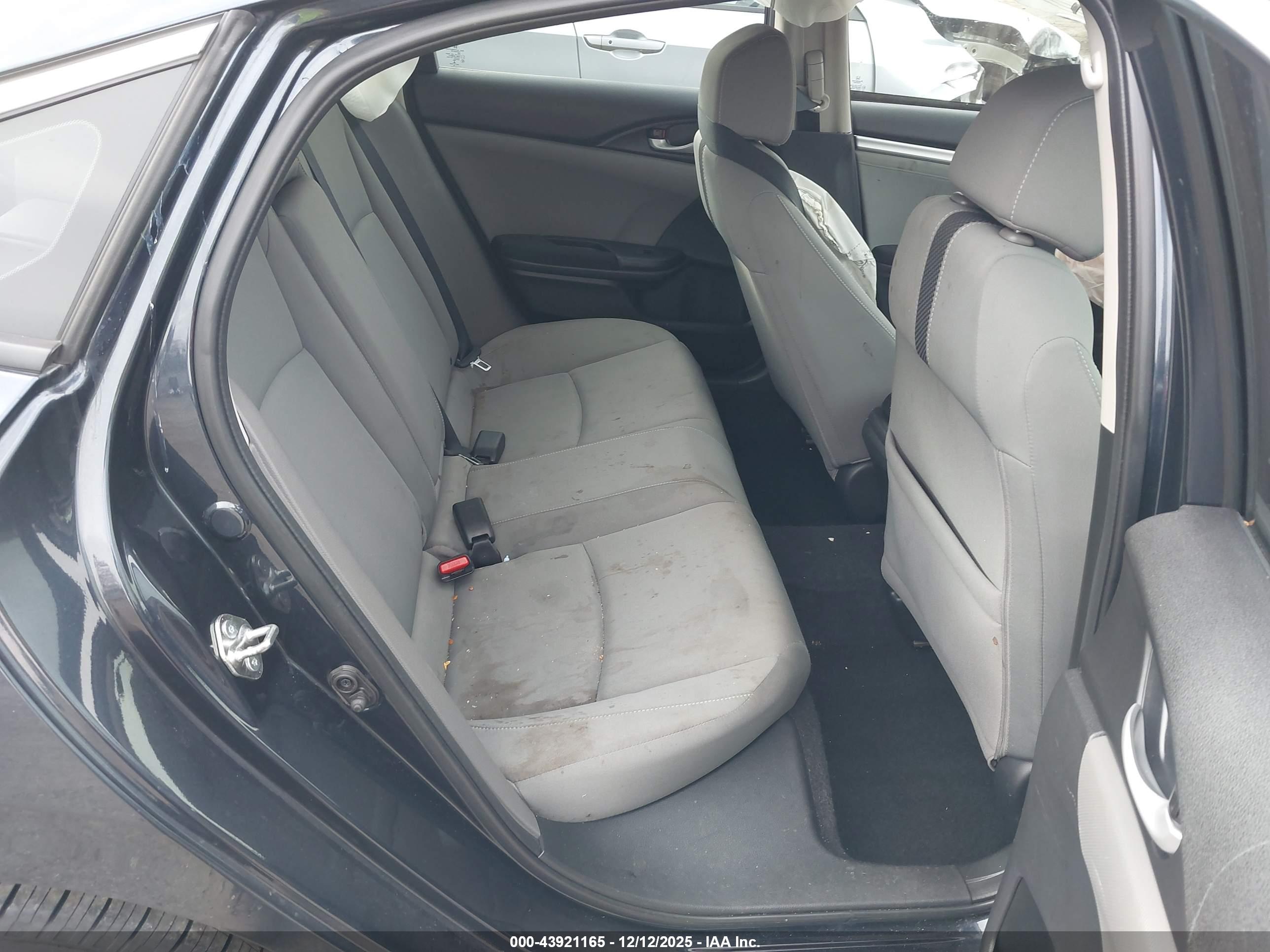 HONDA CIVIC image 8