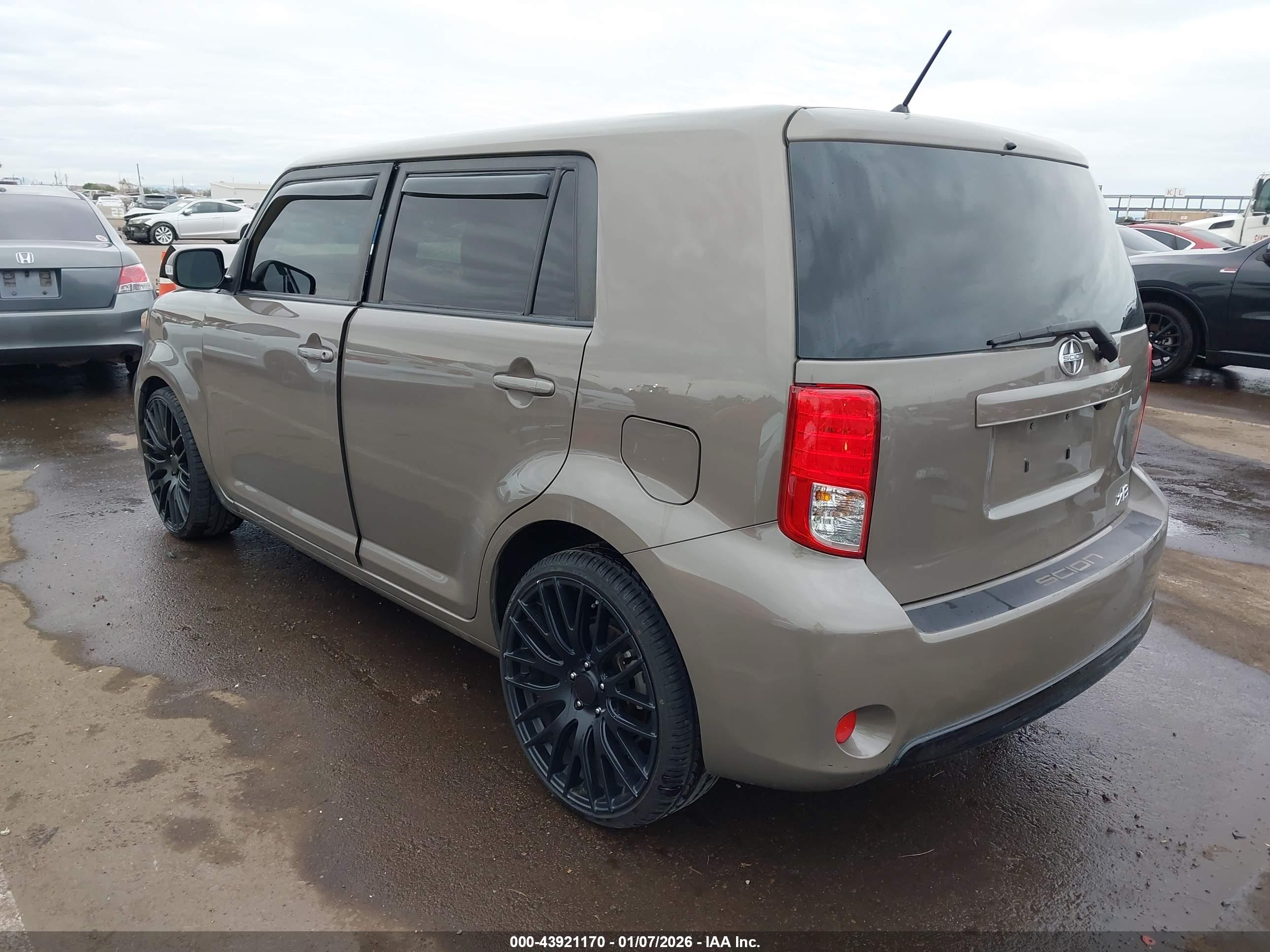 SCION XB image 3