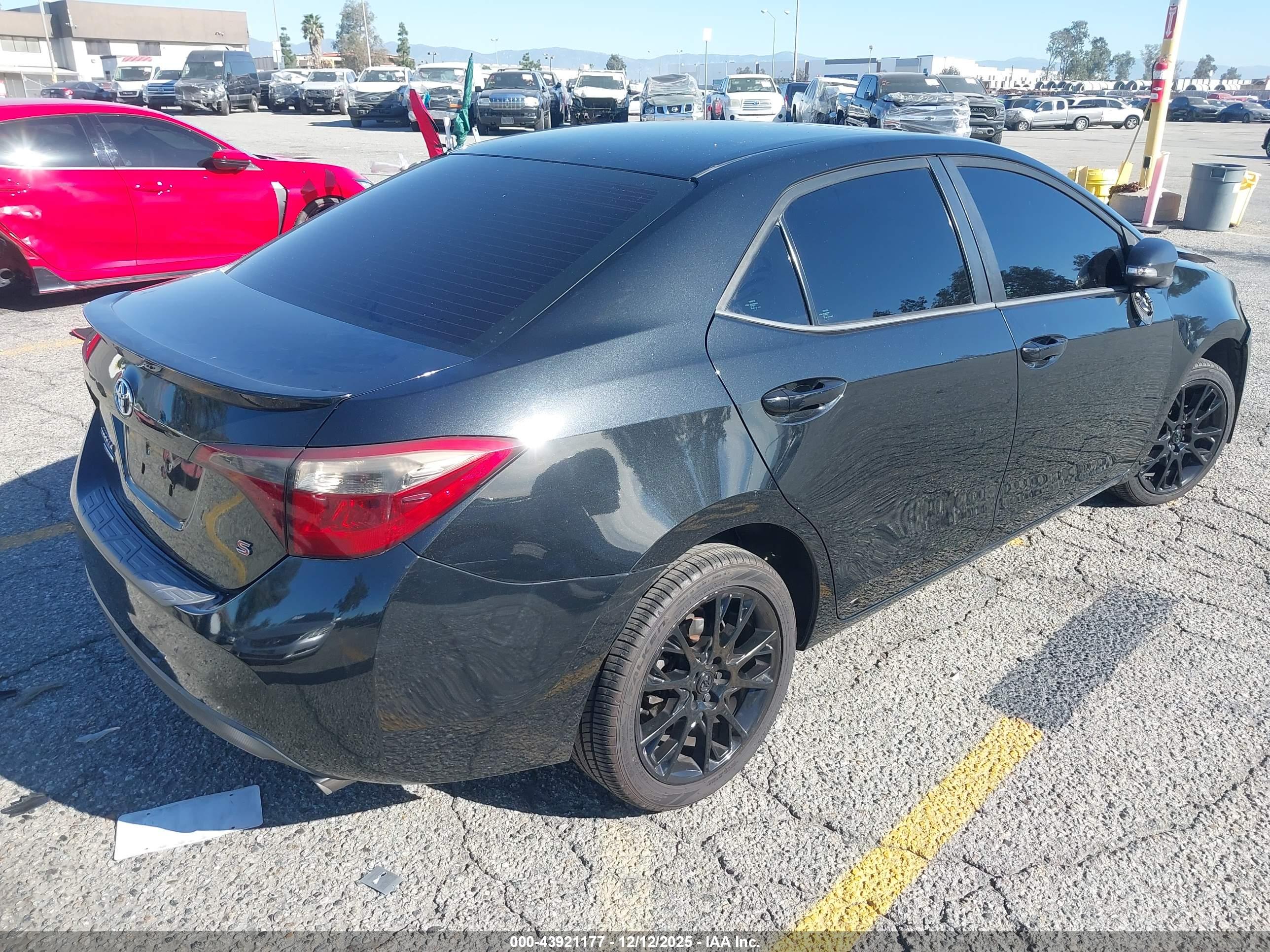 TOYOTA COROLLA image 4