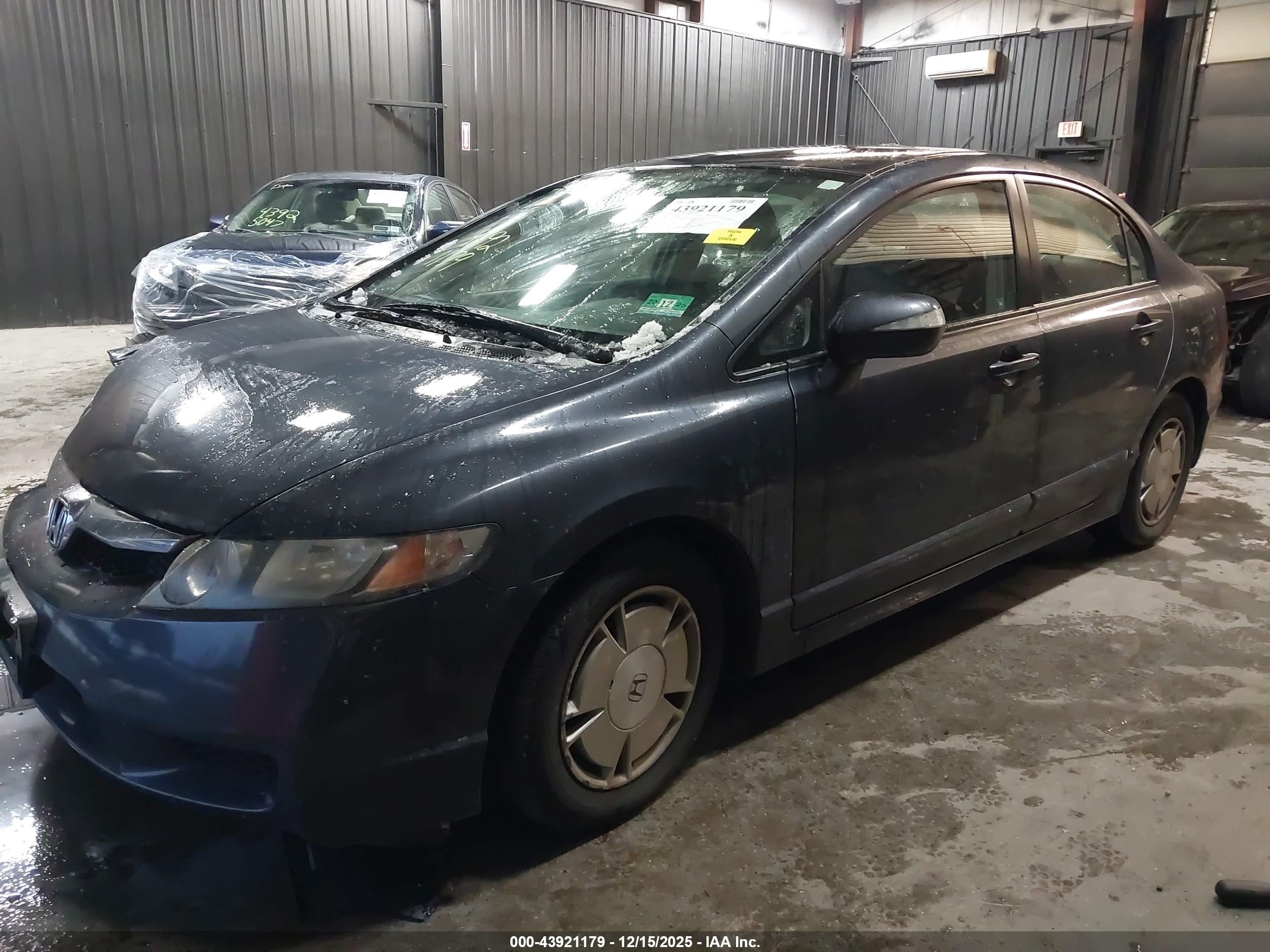 HONDA CIVIC image 2