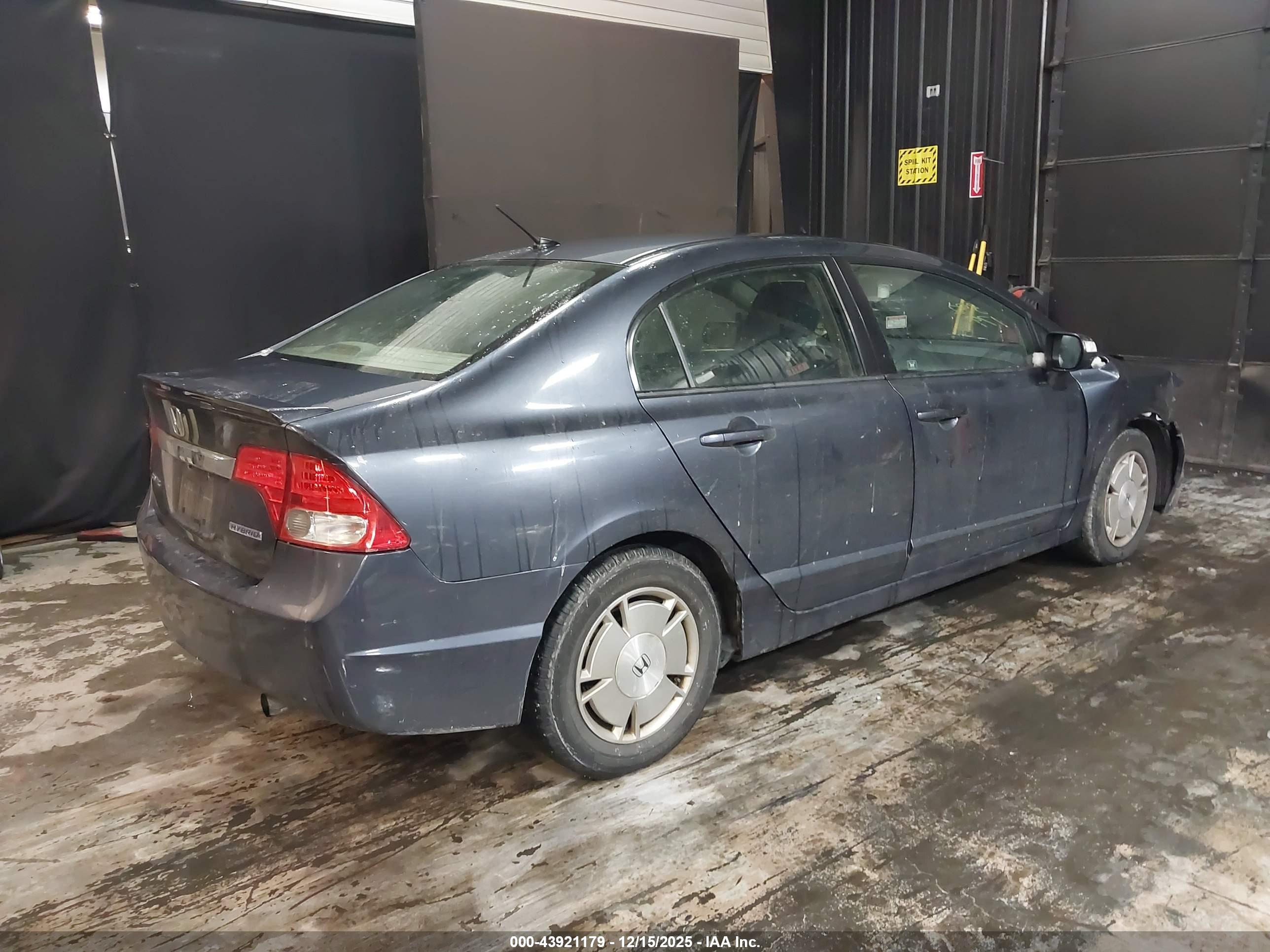 HONDA CIVIC image 4
