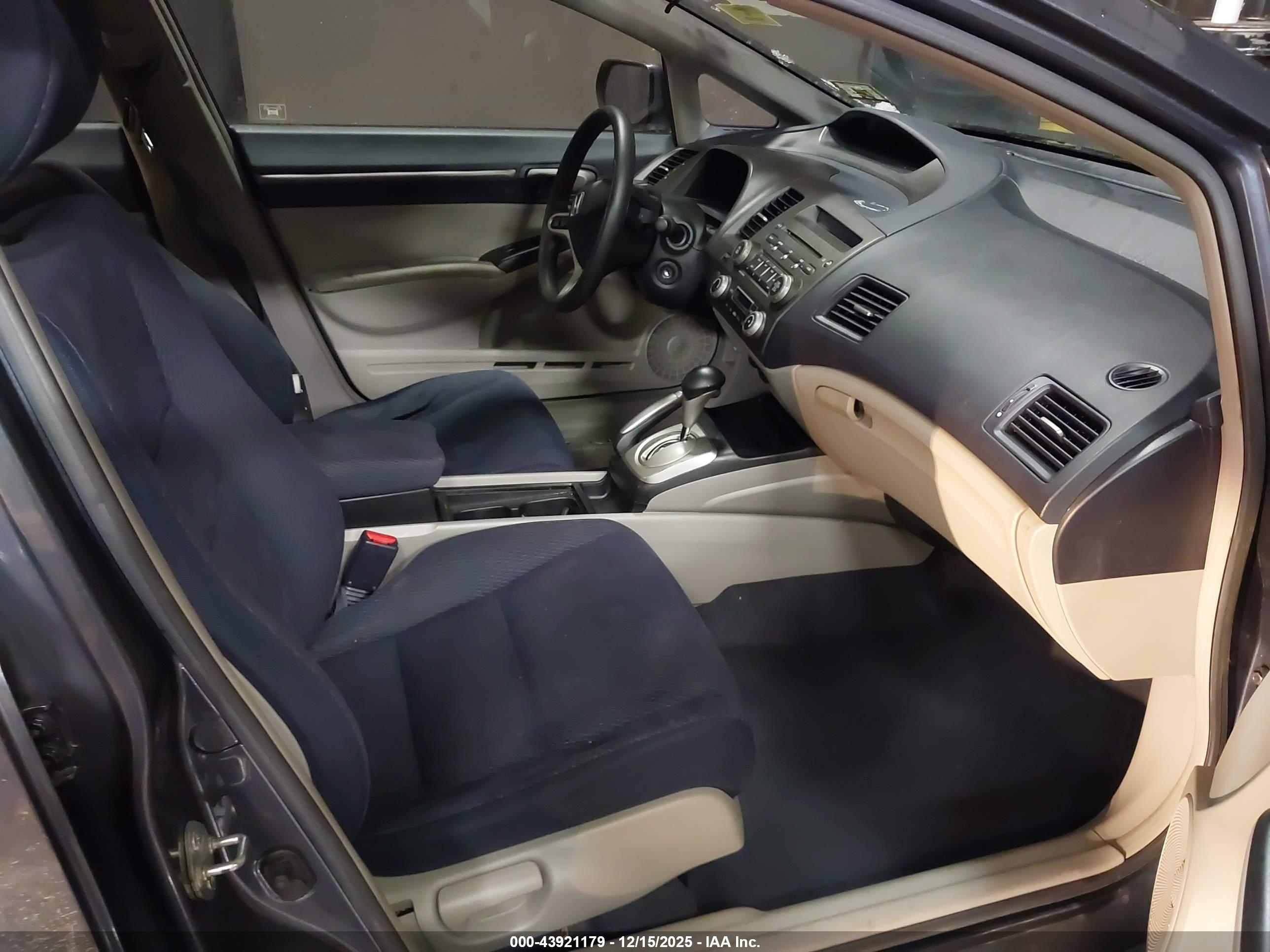 HONDA CIVIC image 5