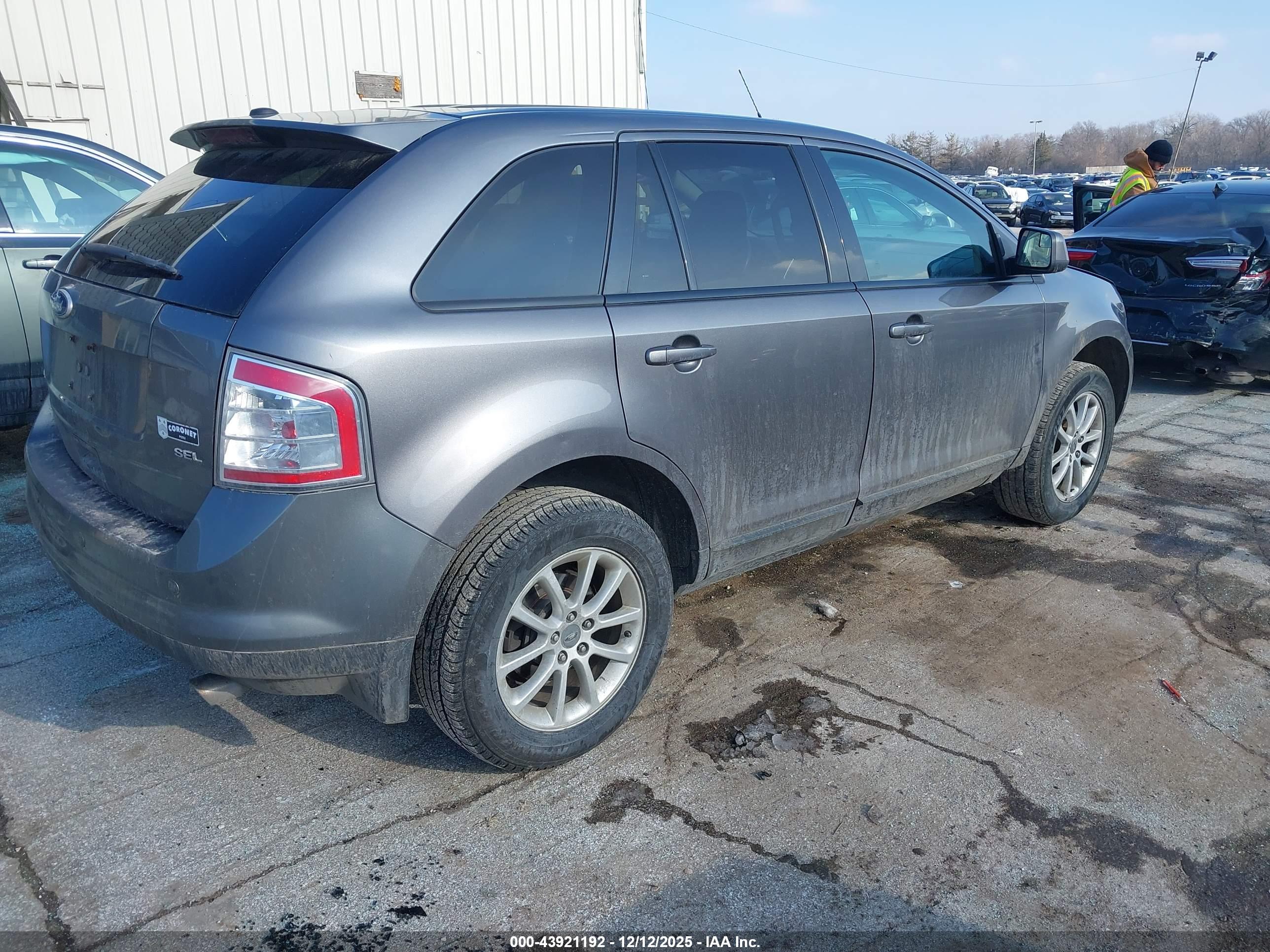 FORD EDGE image 4