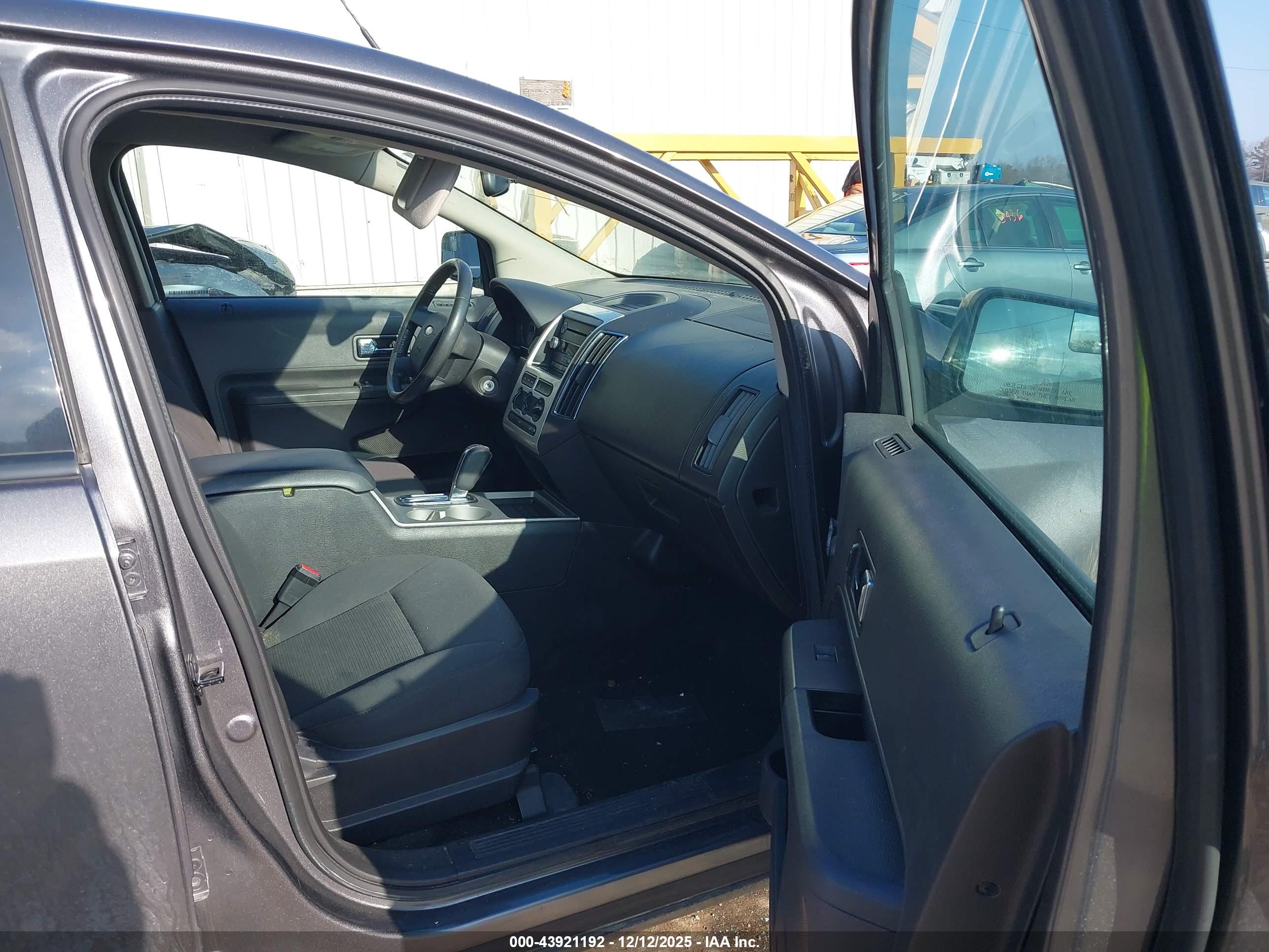 FORD EDGE image 5