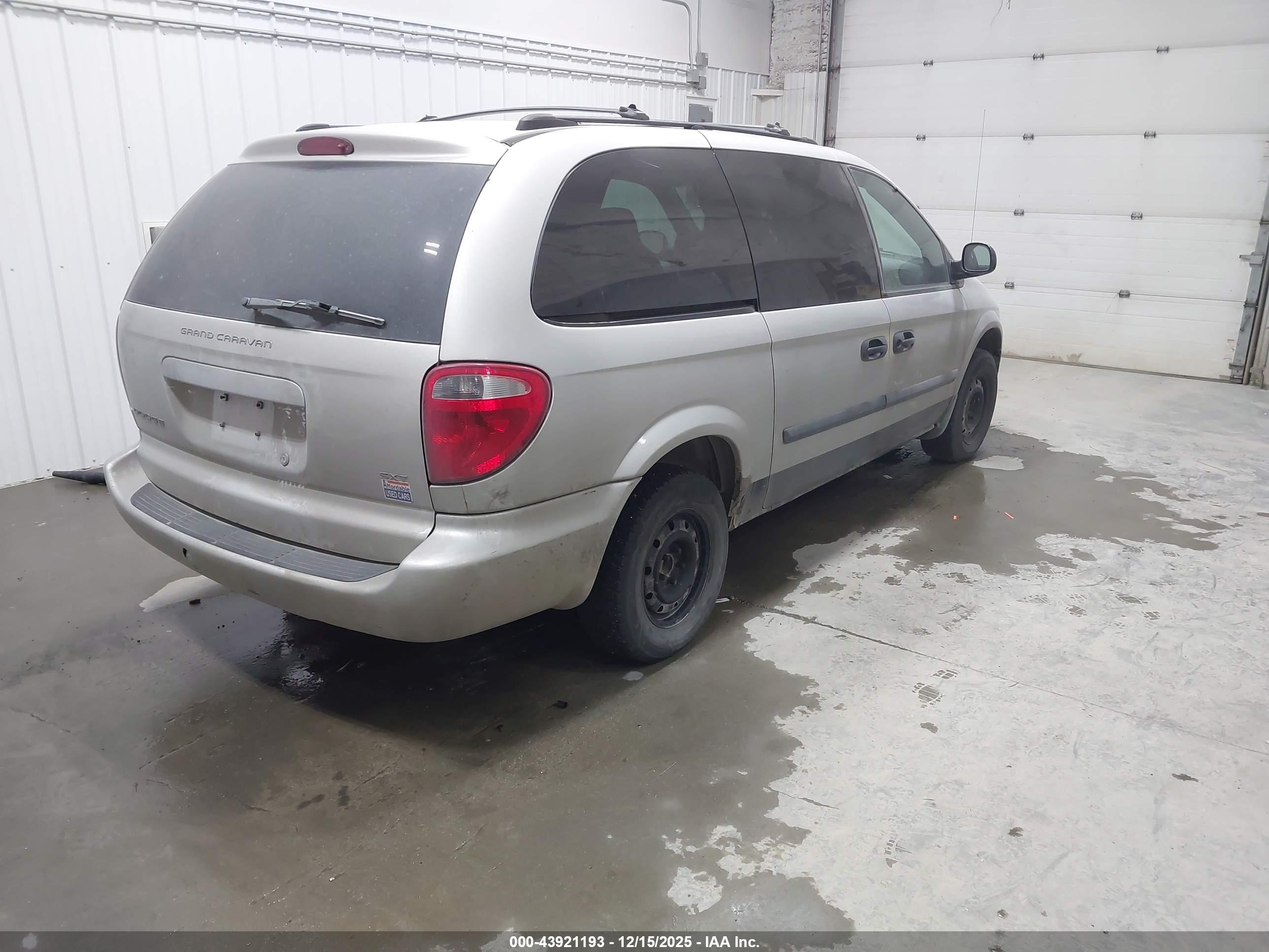DODGE GRAND image 4