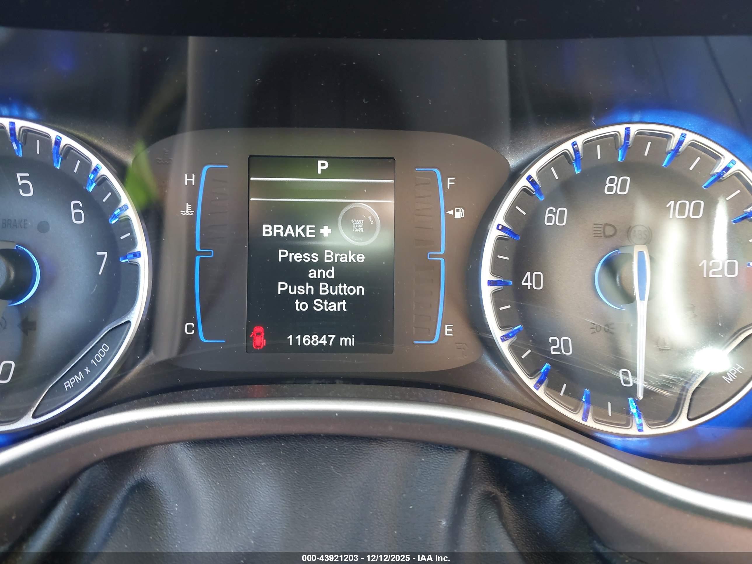 CHRYSLER PACIFICA image 7