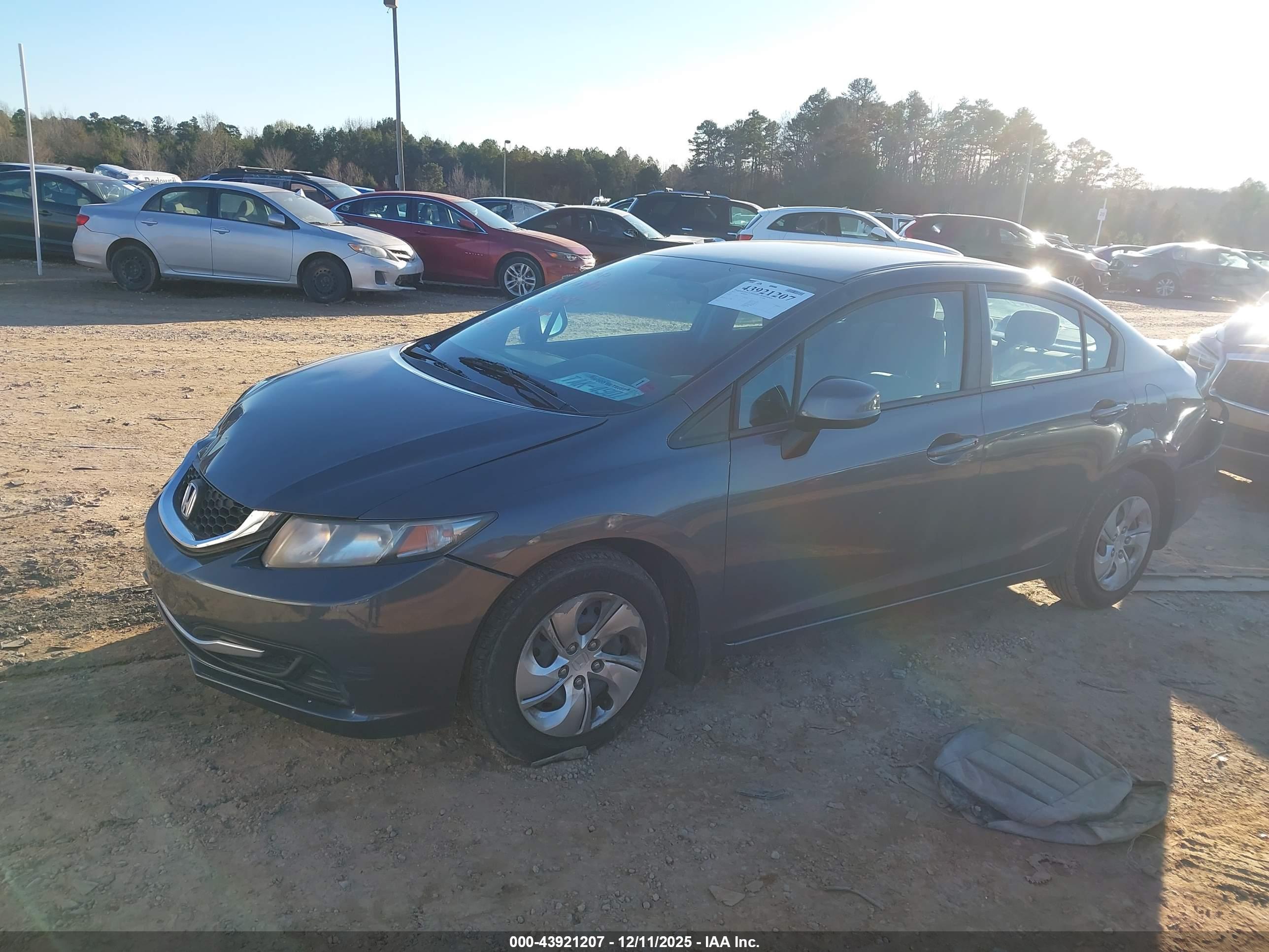 HONDA CIVIC image 2