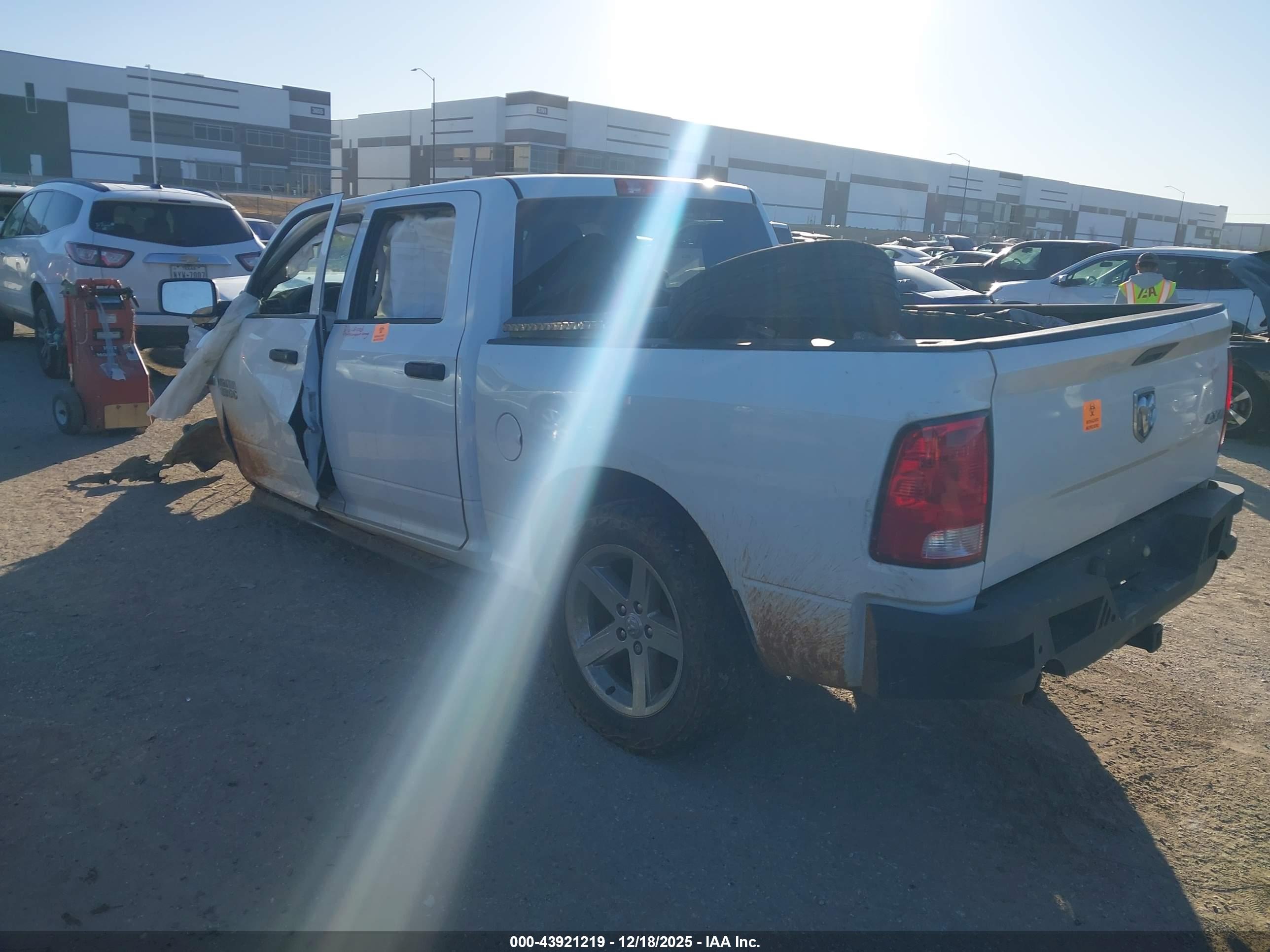 RAM 1500 image 3