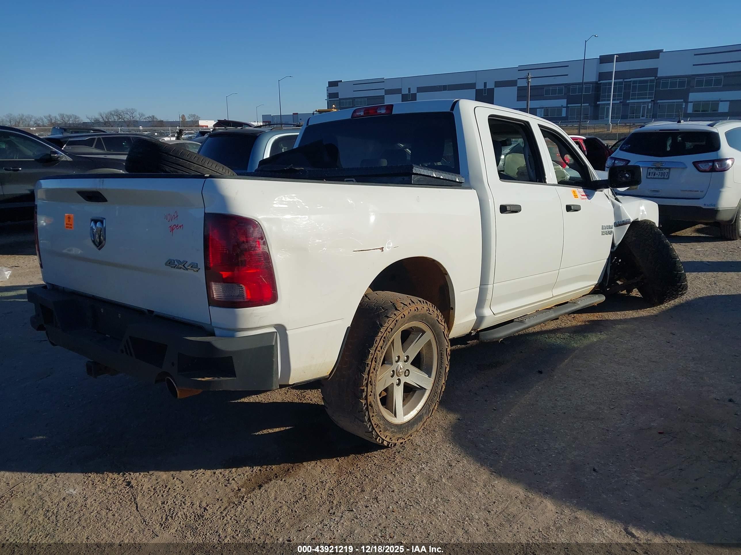 RAM 1500 image 4
