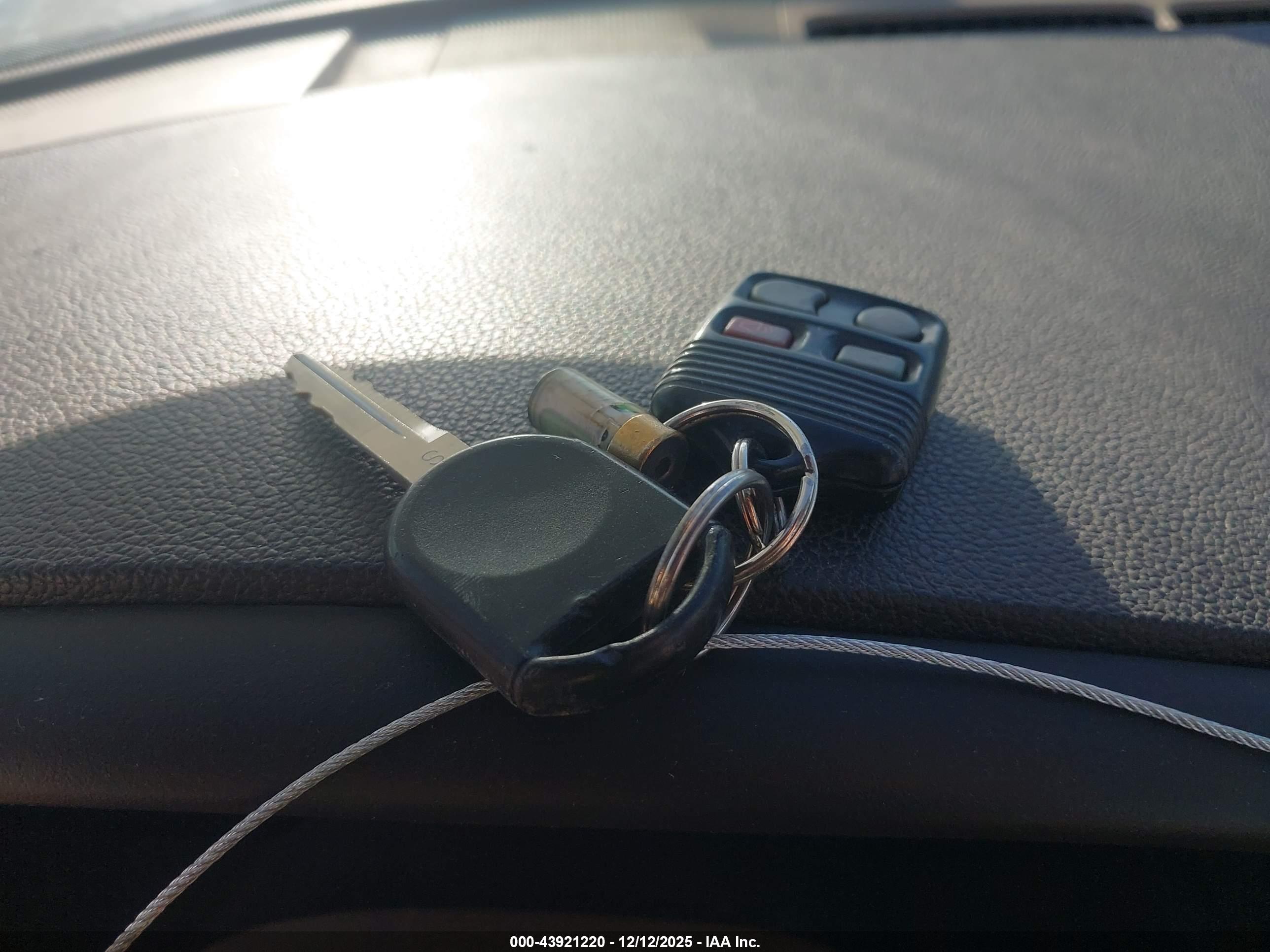 FORD EXPEDITION image 11