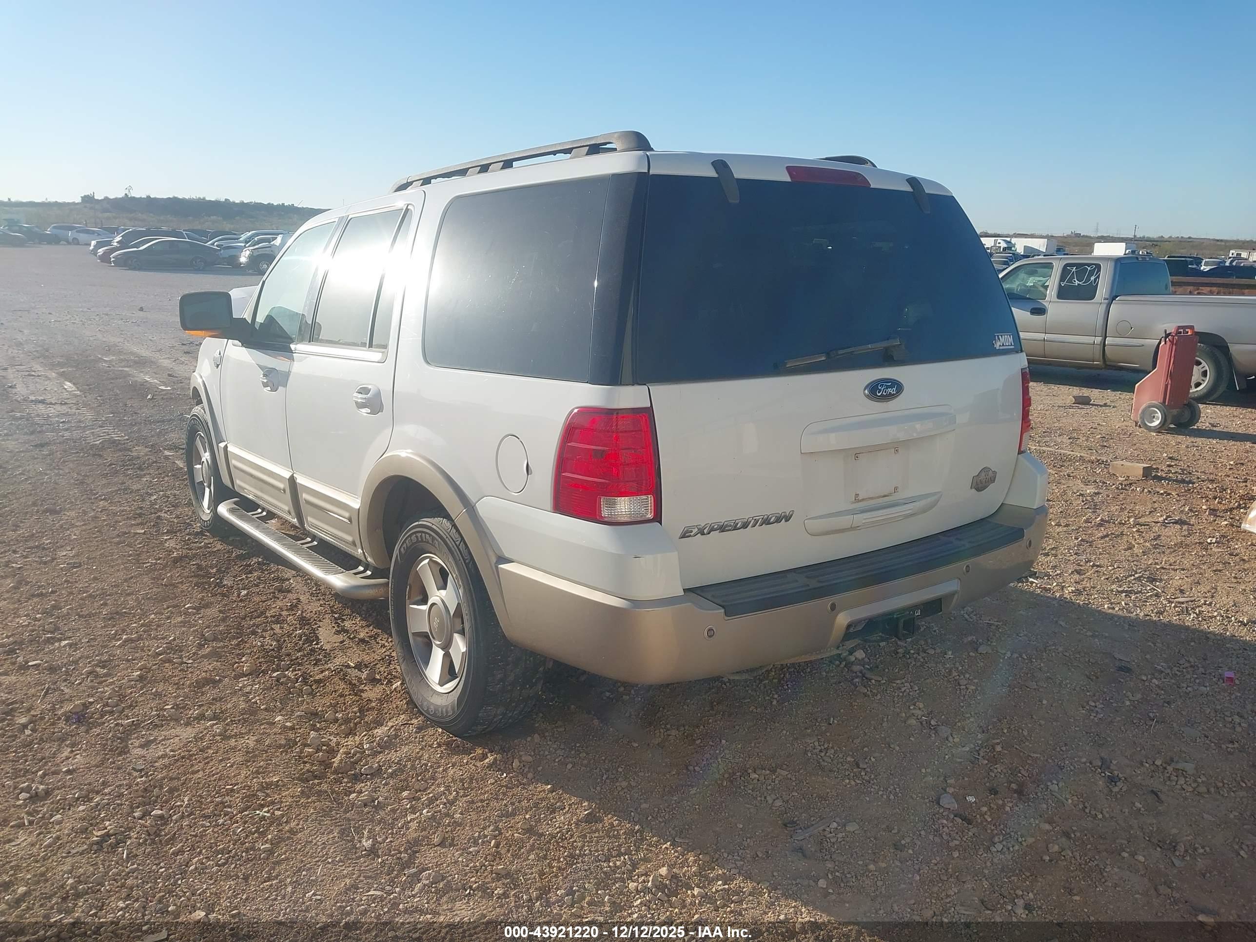 FORD EXPEDITION image 3