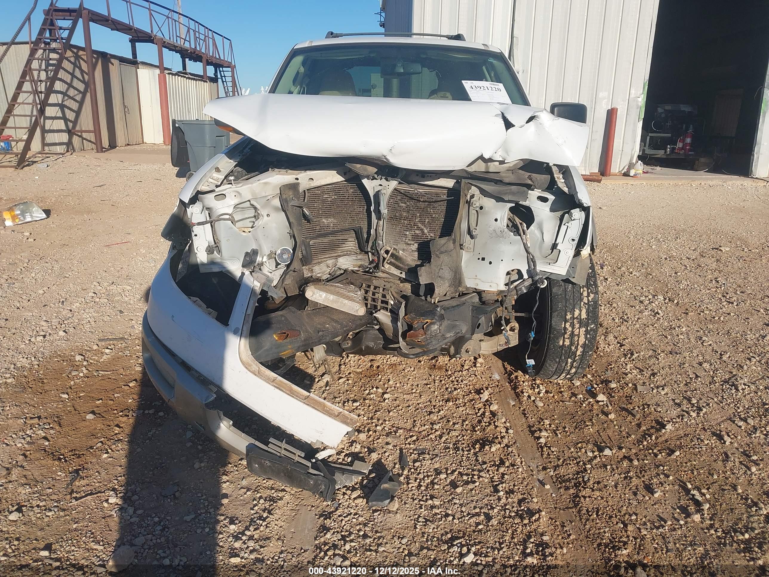 FORD EXPEDITION image 6