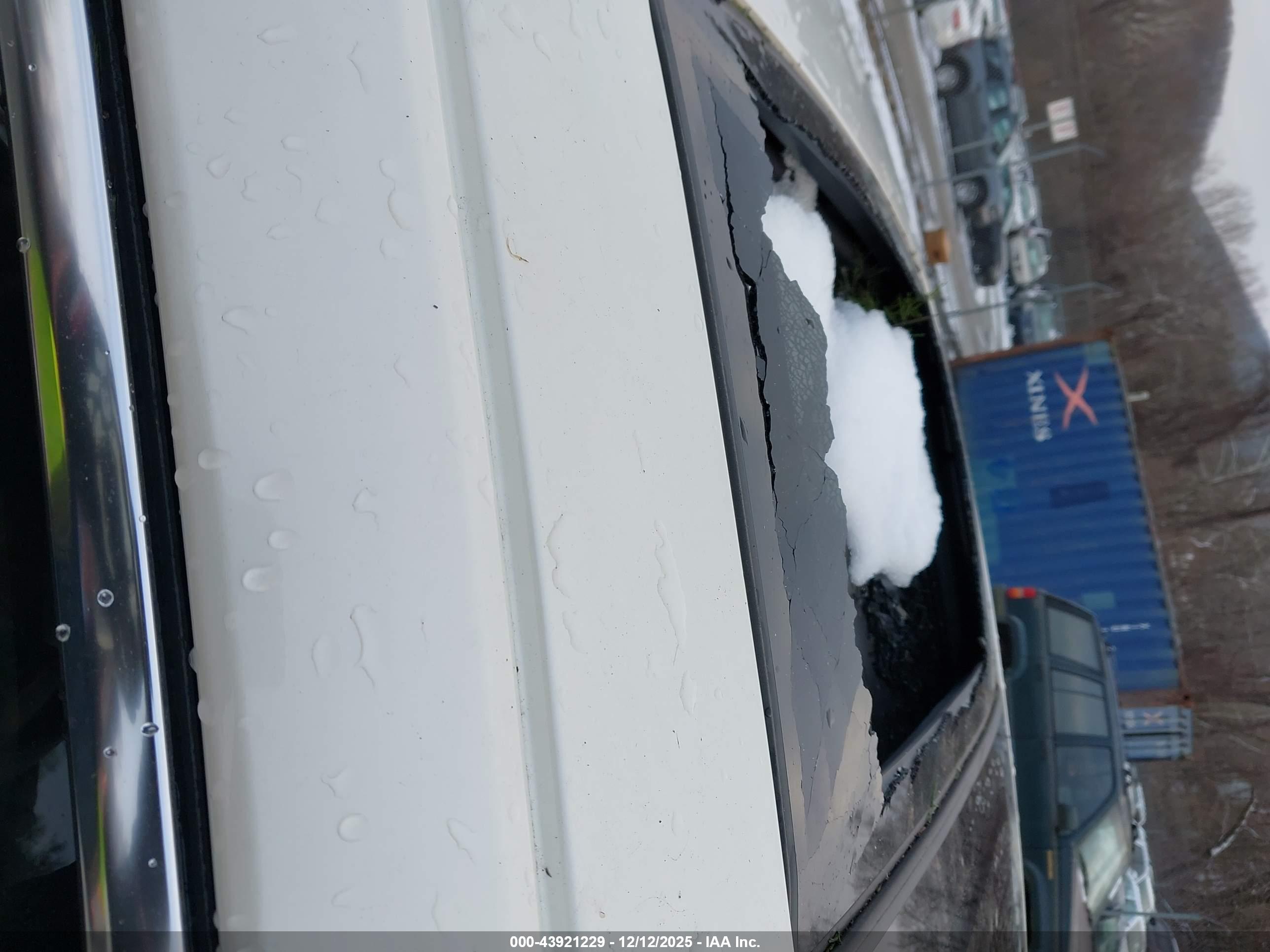 CADILLAC XTS image 6