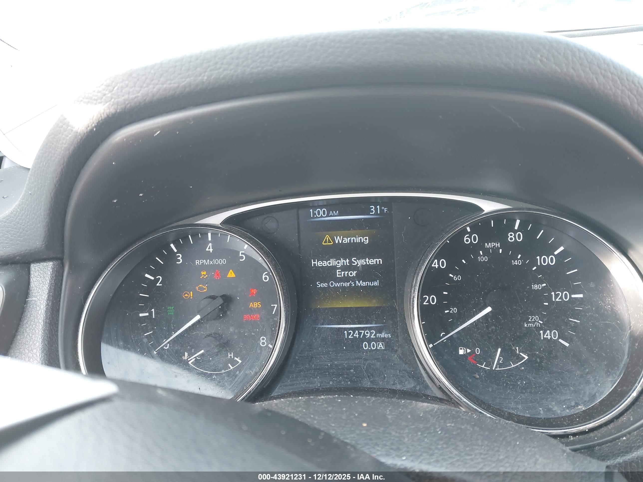 NISSAN ROGUE image 7