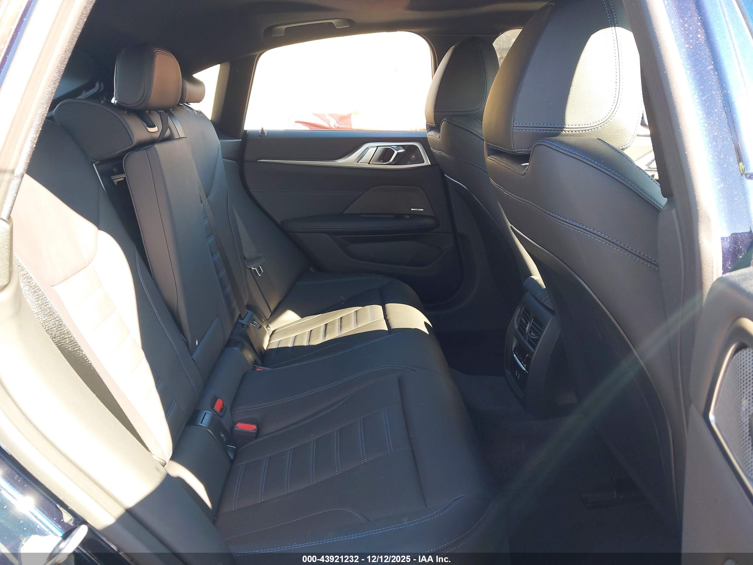 BMW I4 image 8